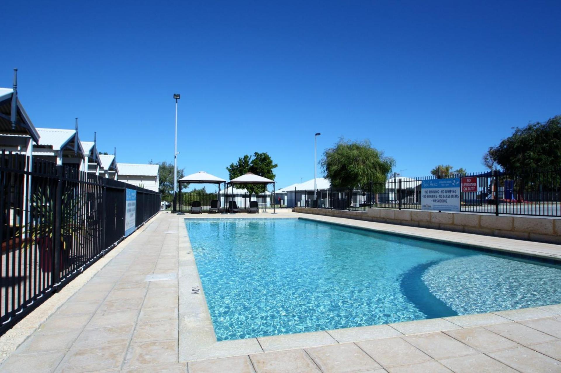 Bay 79 Ledge Point Holiday Park
