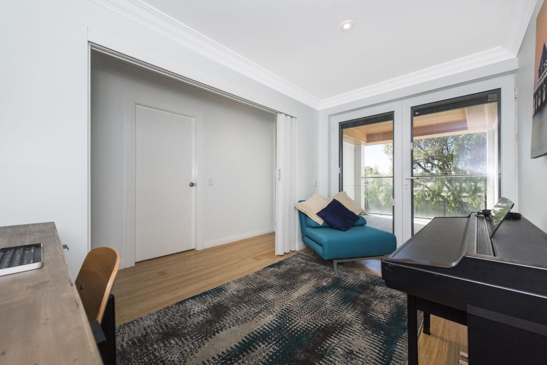 Oceans Waves - Luxury Apartment with ocean views
