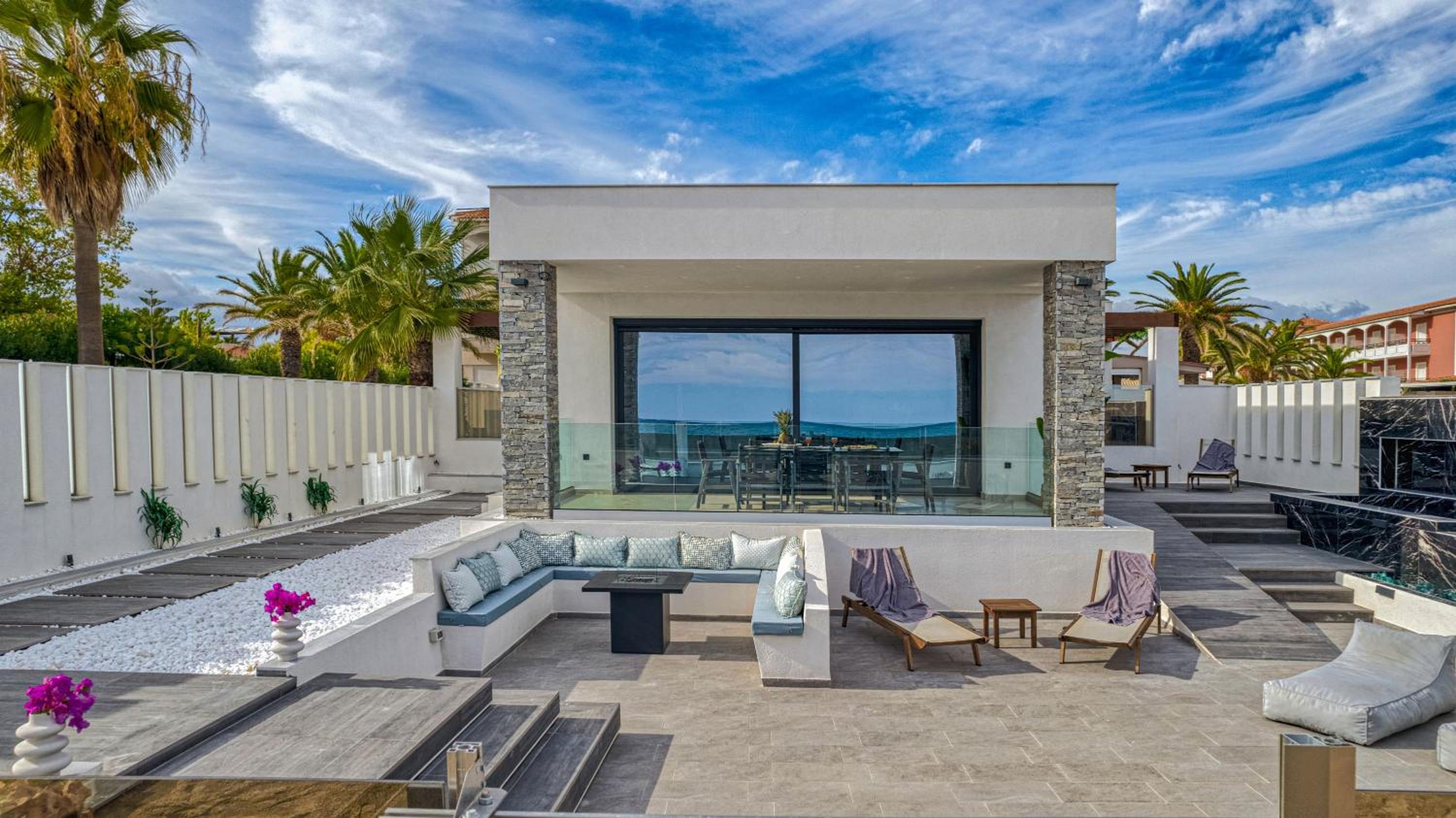 Laganas Vacations - Villa V - Property Image 2