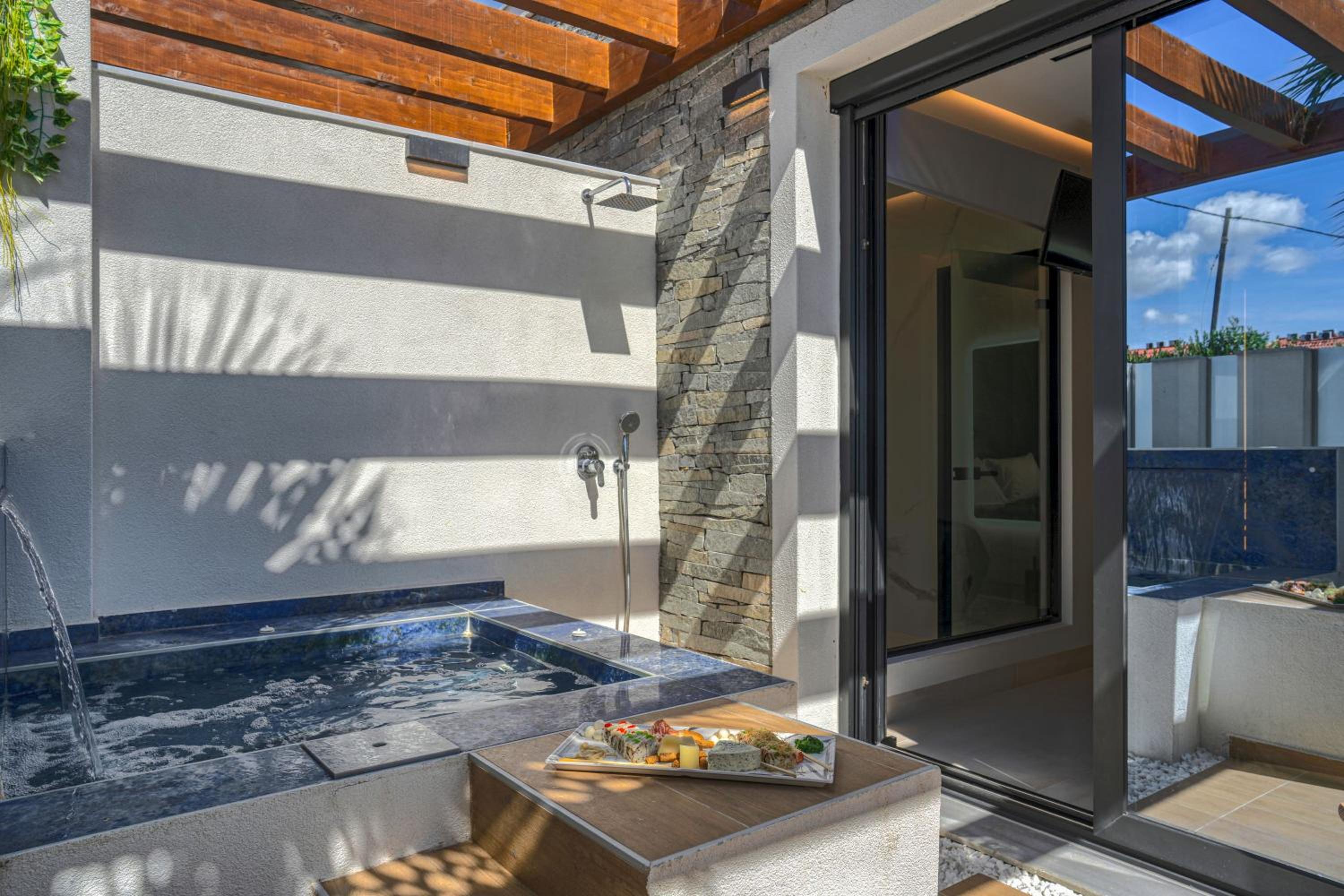 Laganas Vacations - Villa V - Property Image 4