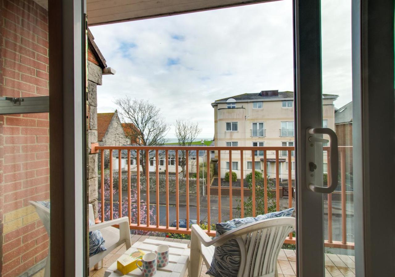 2 Bed in Swanage oc-wy539