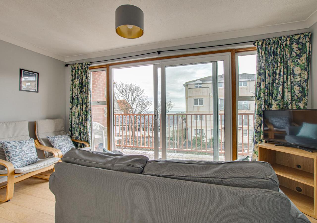 2 Bed in Swanage oc-wy539
