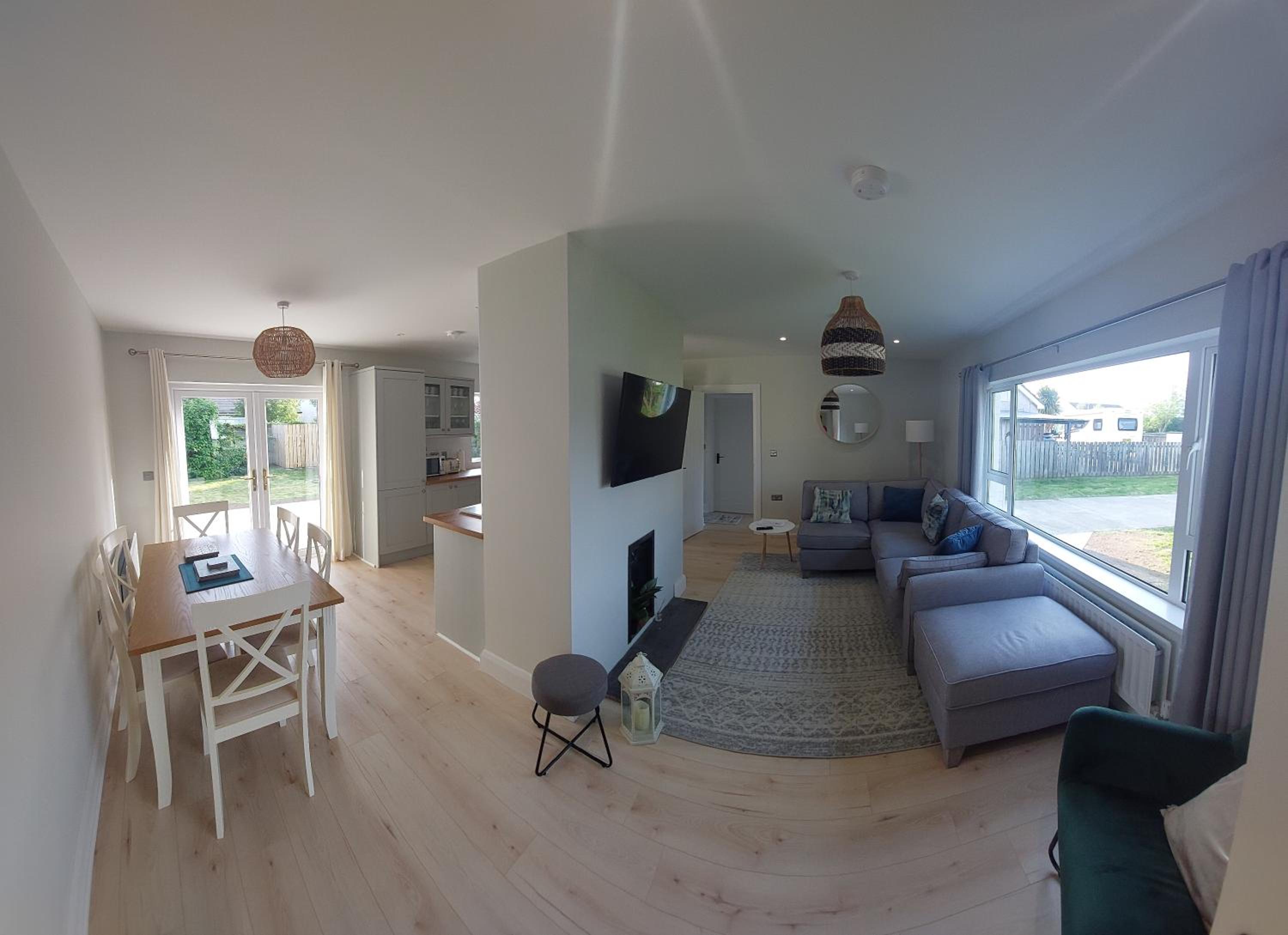 Modern house for your seaside getaway view 5