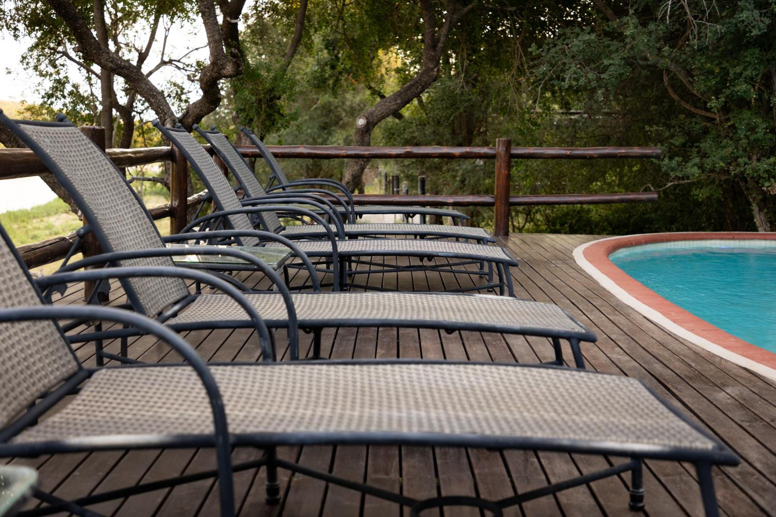 Nyati Safari Lodge