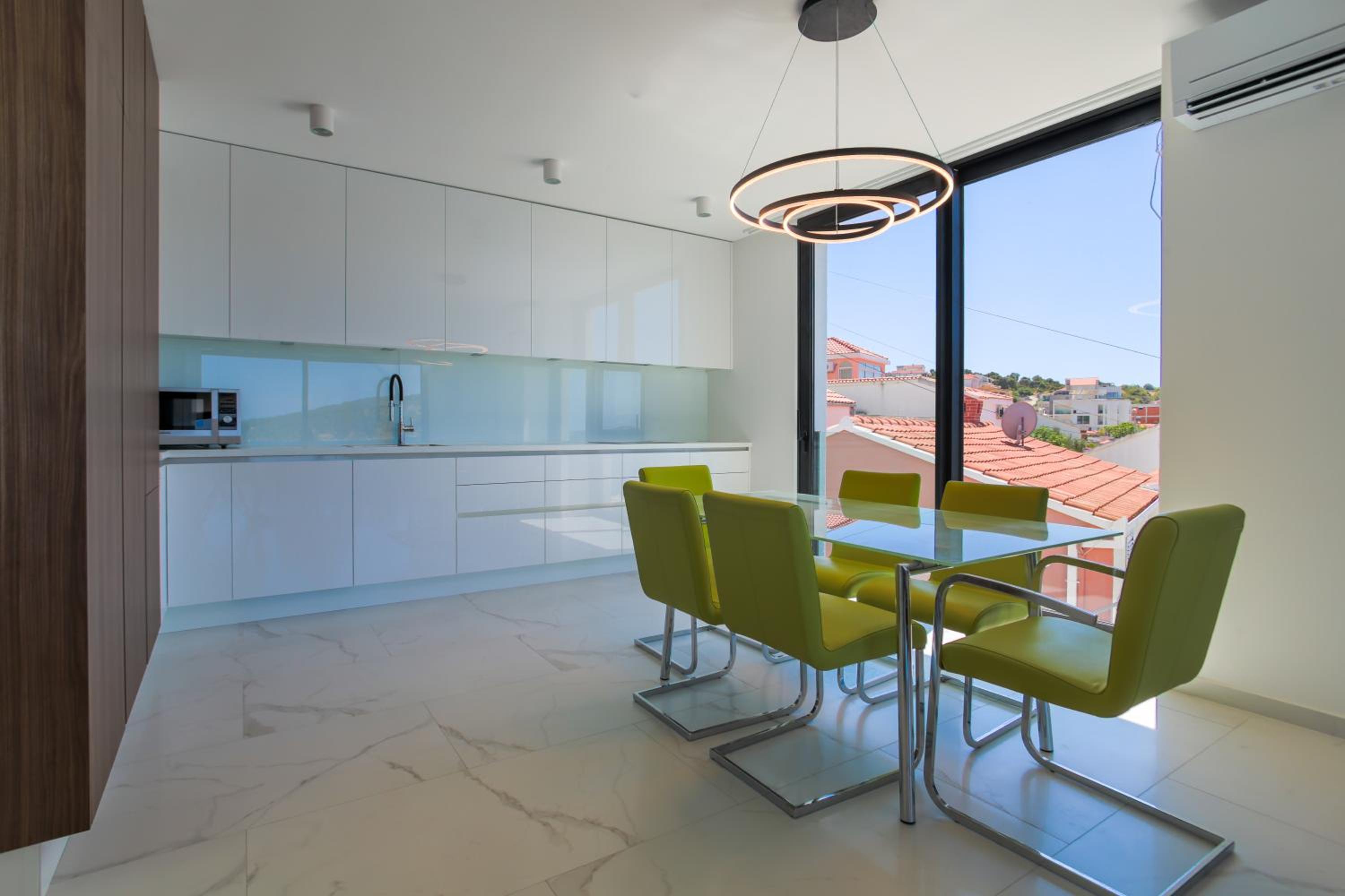 Breathtaking Seafront Elegance Luxury Penthouse view 5