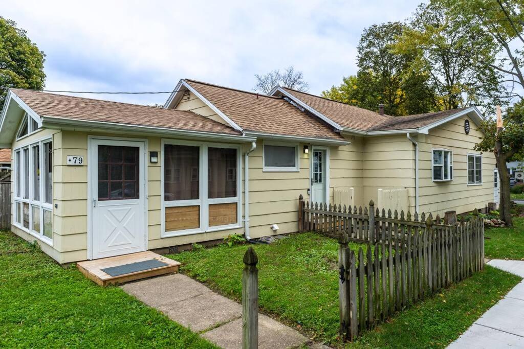 Hotel Centric Ranch in the South ave by Dwtn/UofR/Arpt - Image 1