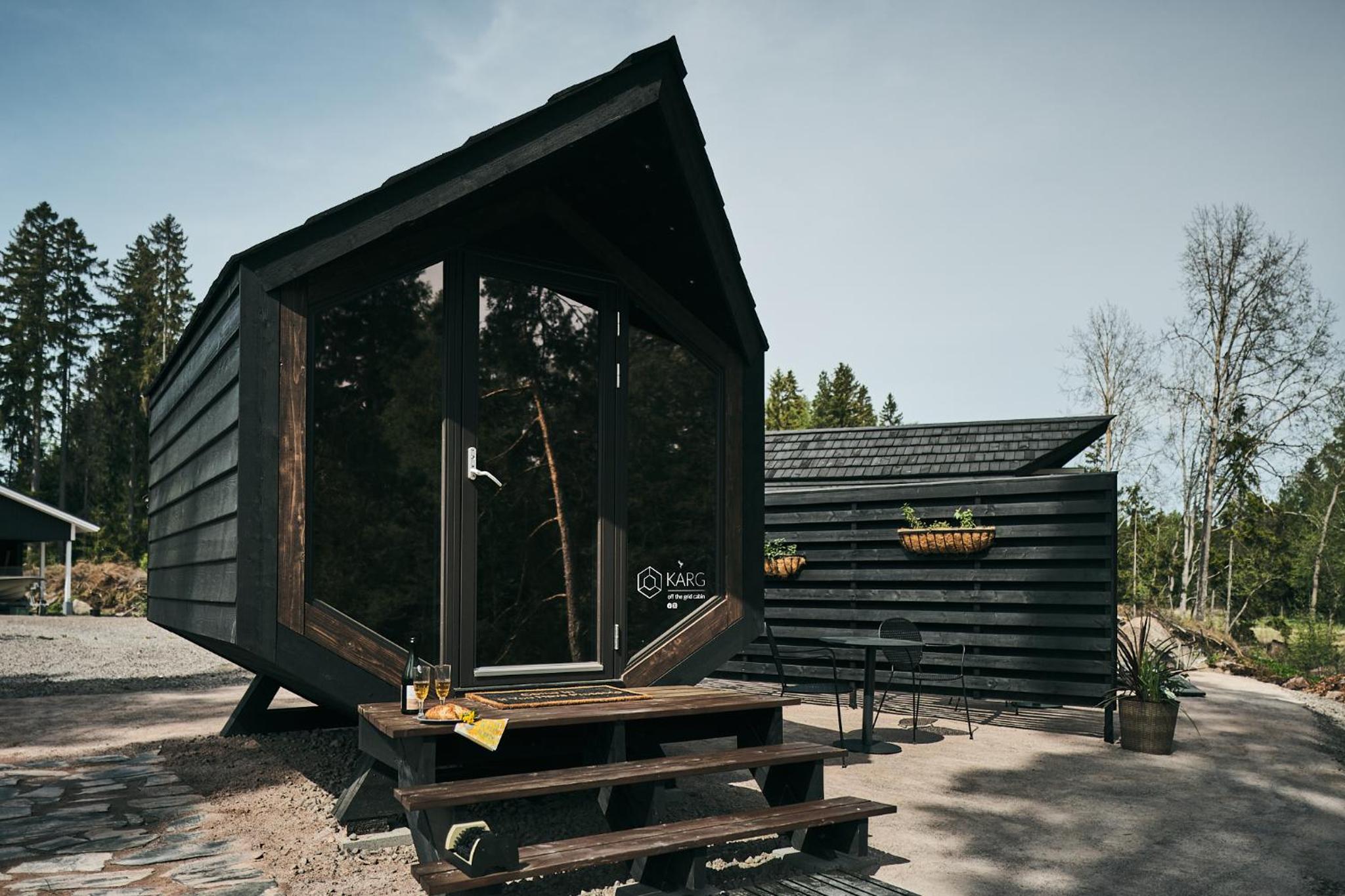 AC kryp in cabin 1