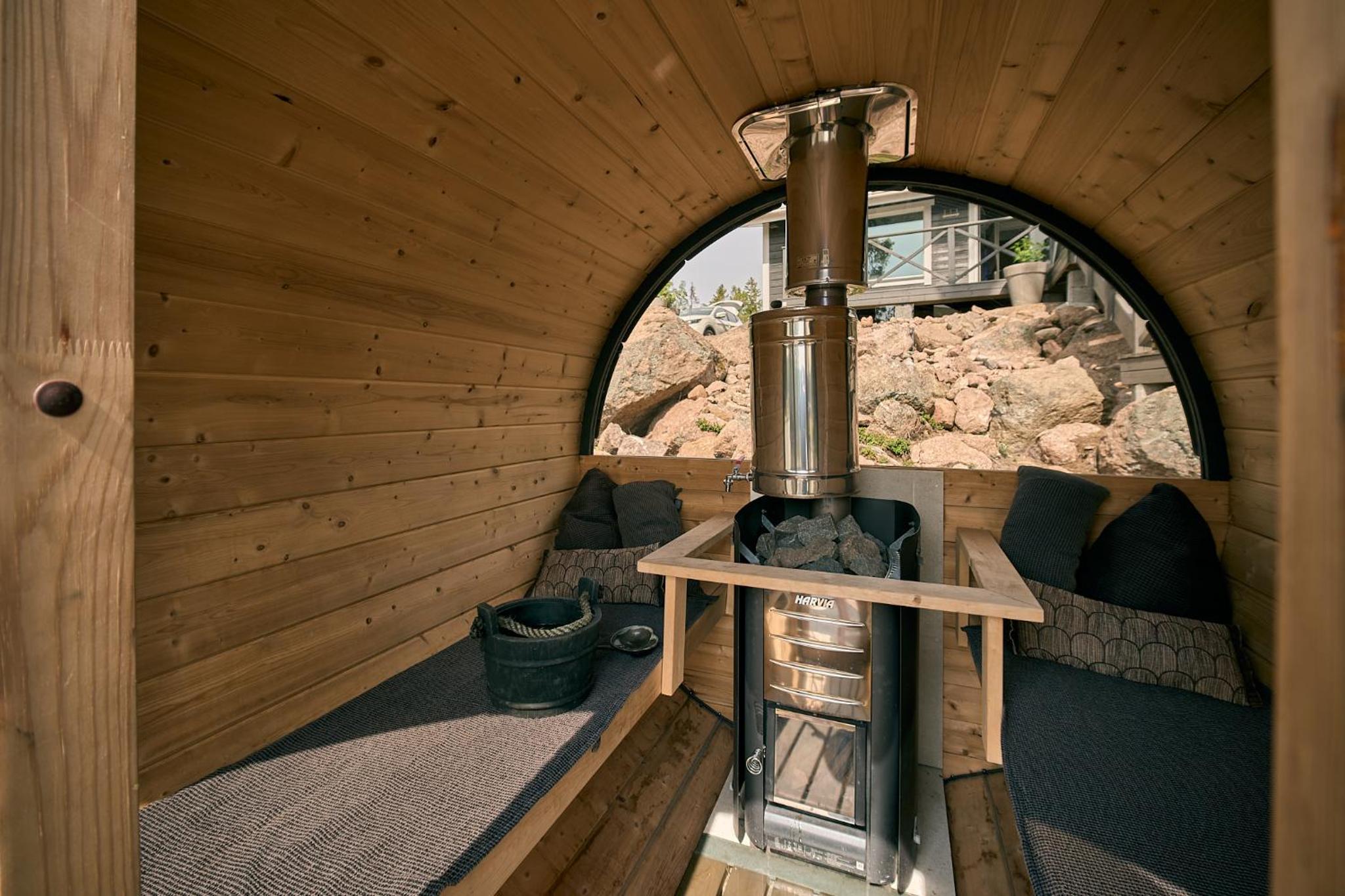 AC kryp in cabin 1