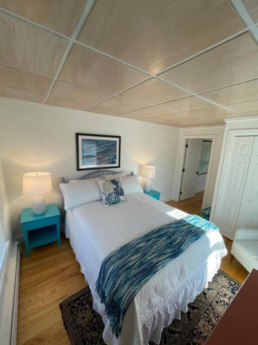 Updated Historic Water St 2 Bdr, 2 Bath apartment. view 4