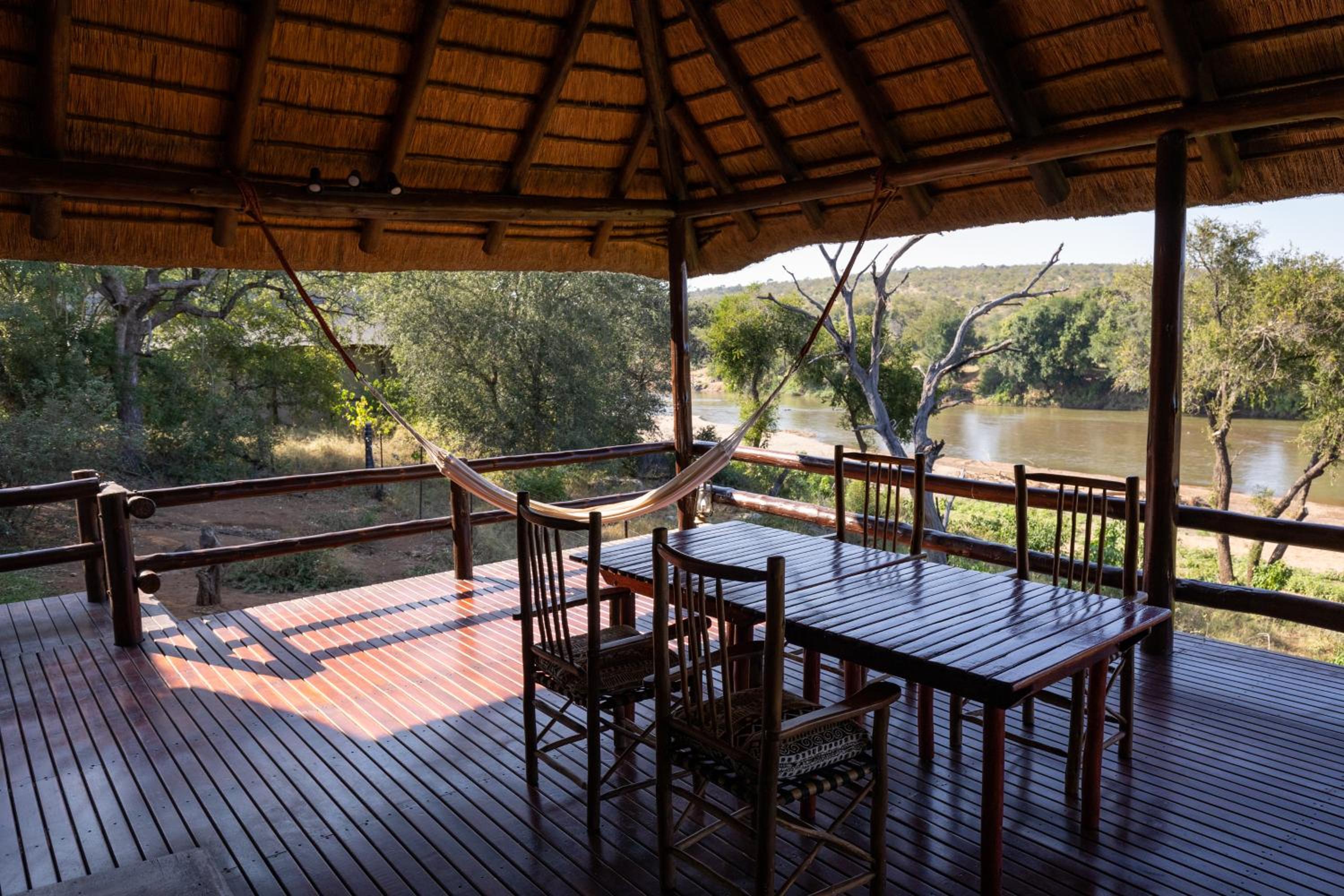 Nyati Safari Lodge