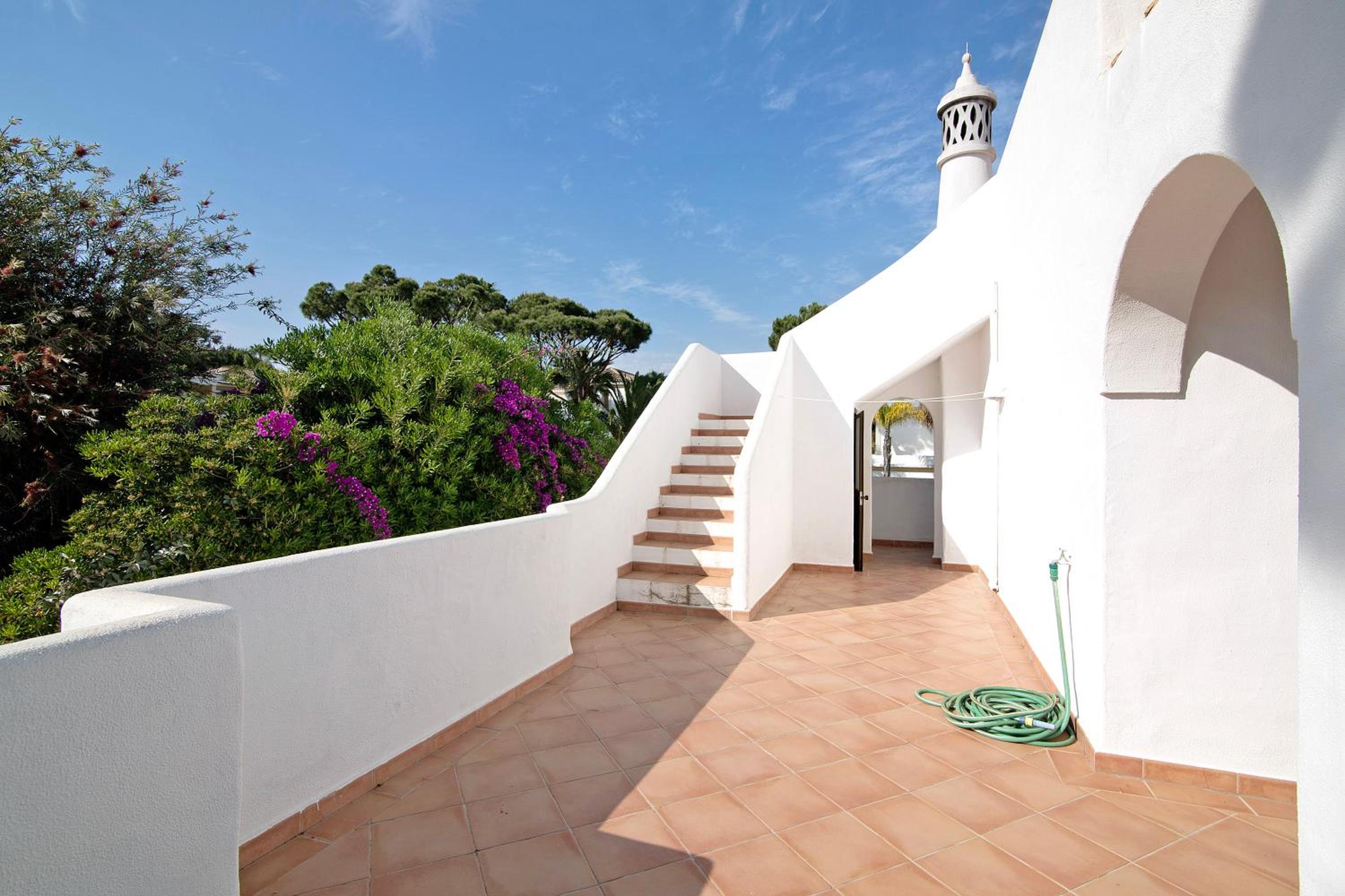 Casa Quarenta Garrão