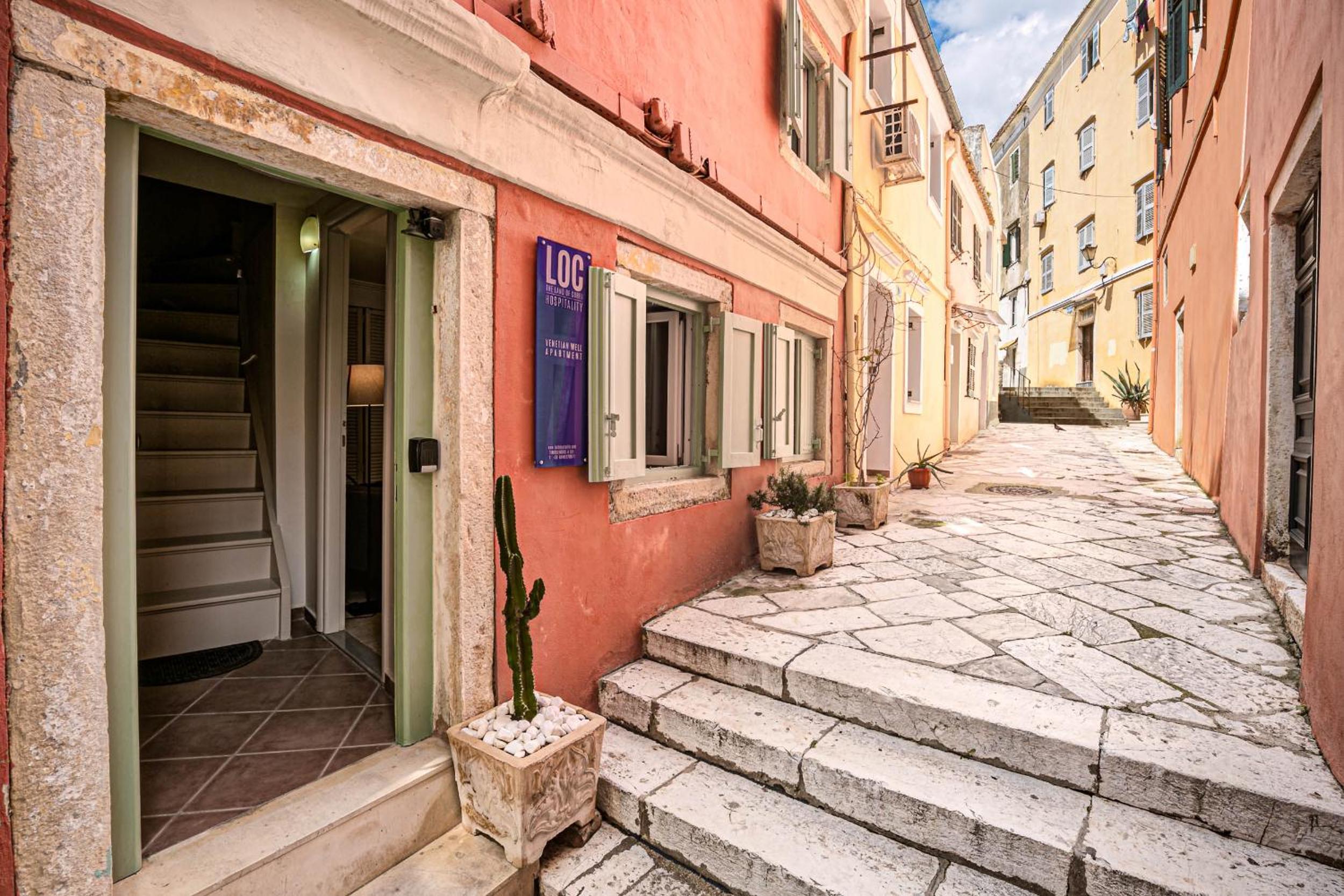 VENETIAN WELL House by LOC HOSPITALITY view 3