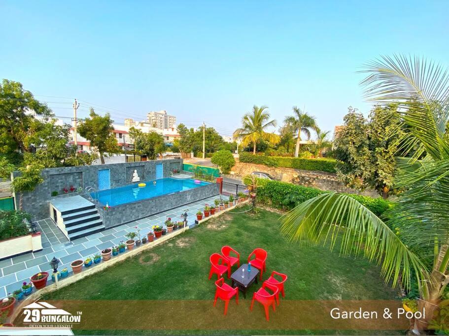 Symphony private pool by 29 bungalow view 4