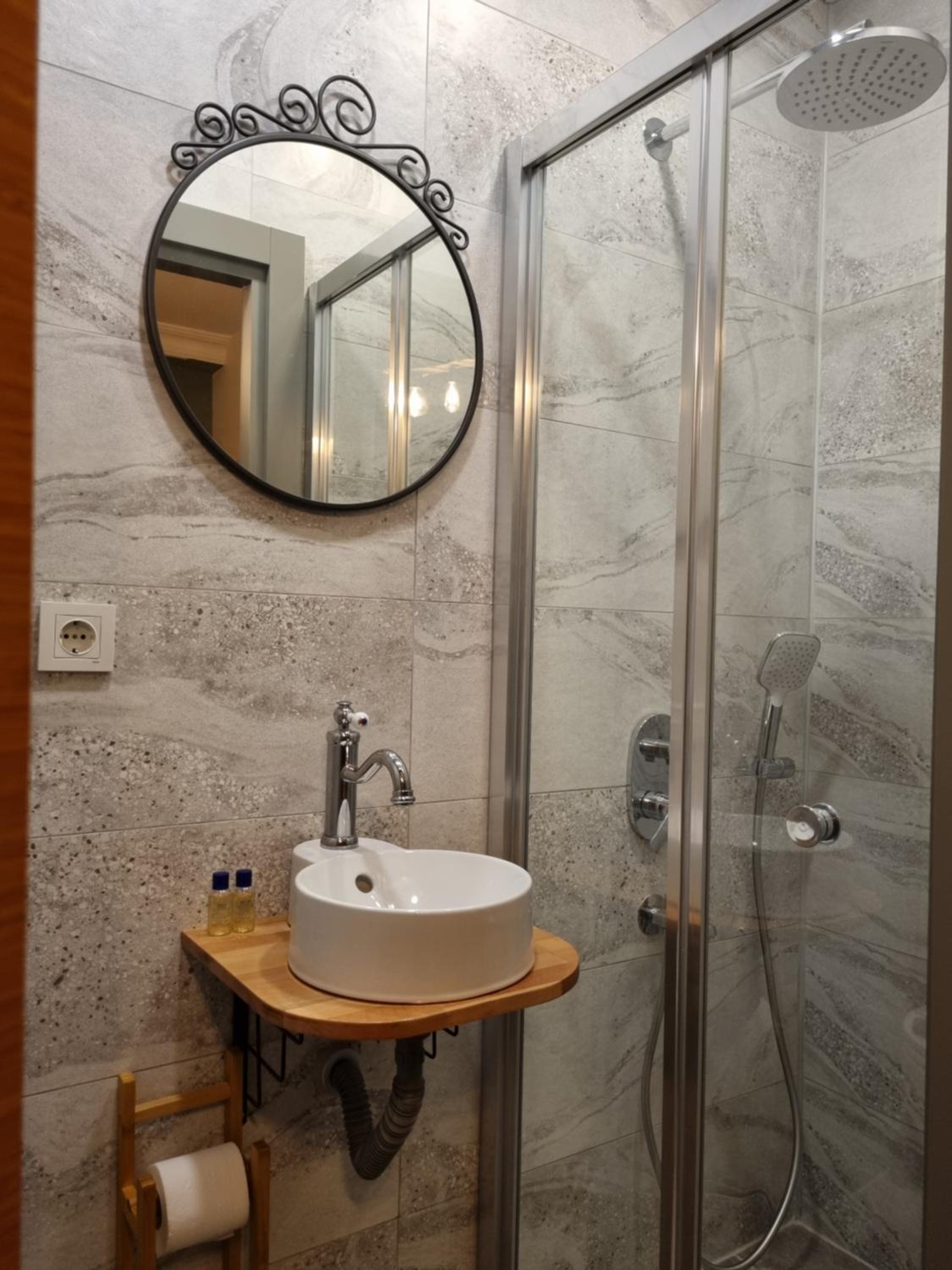 El Mundo Suites - Image 59