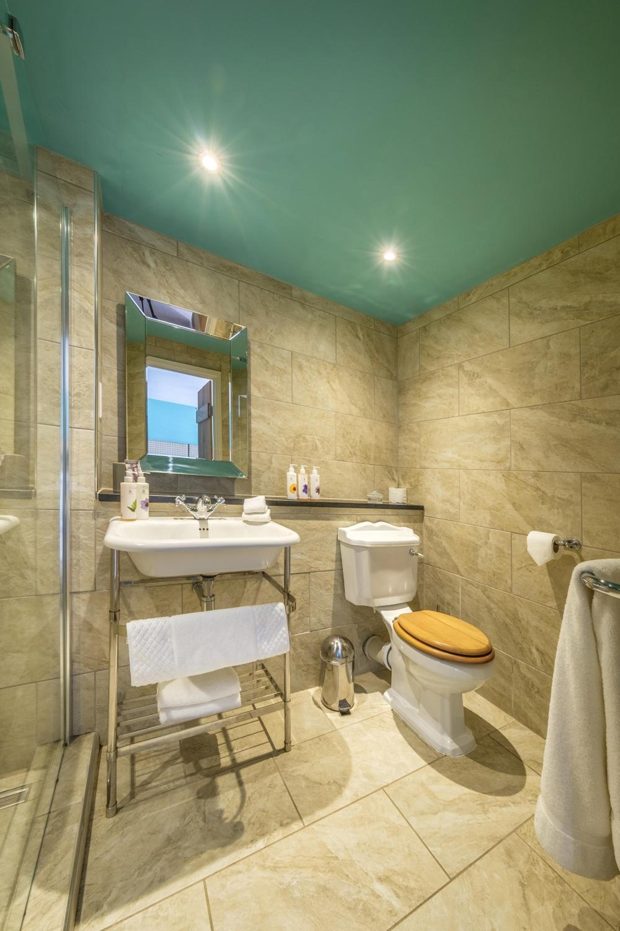 Newmarket Vacations - The Packhorse Inn - Property Image 31