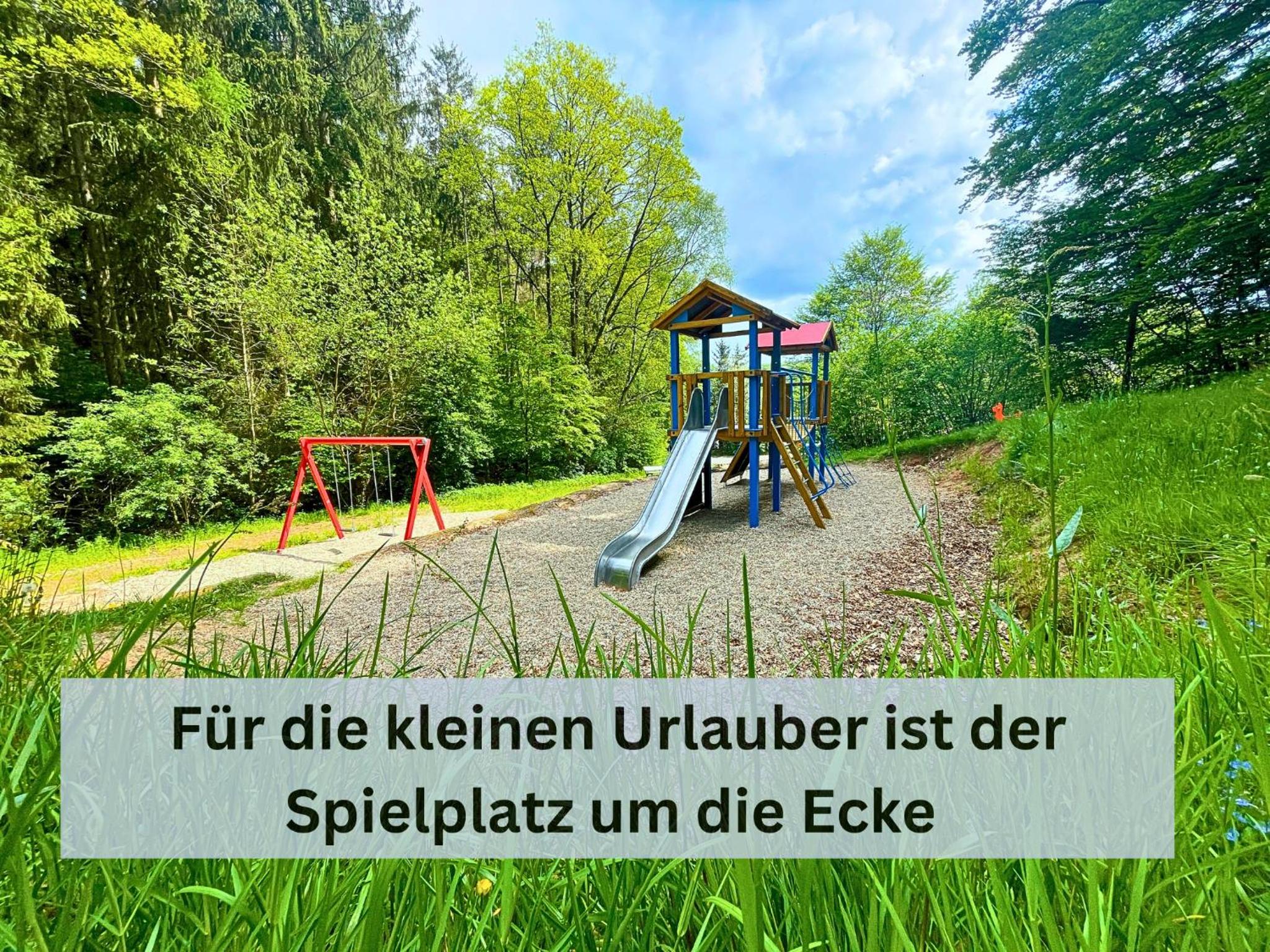 Entspannung in der Natur mit Seeblick und Sauna - Ferienhaus Felix von Mein-Seepark