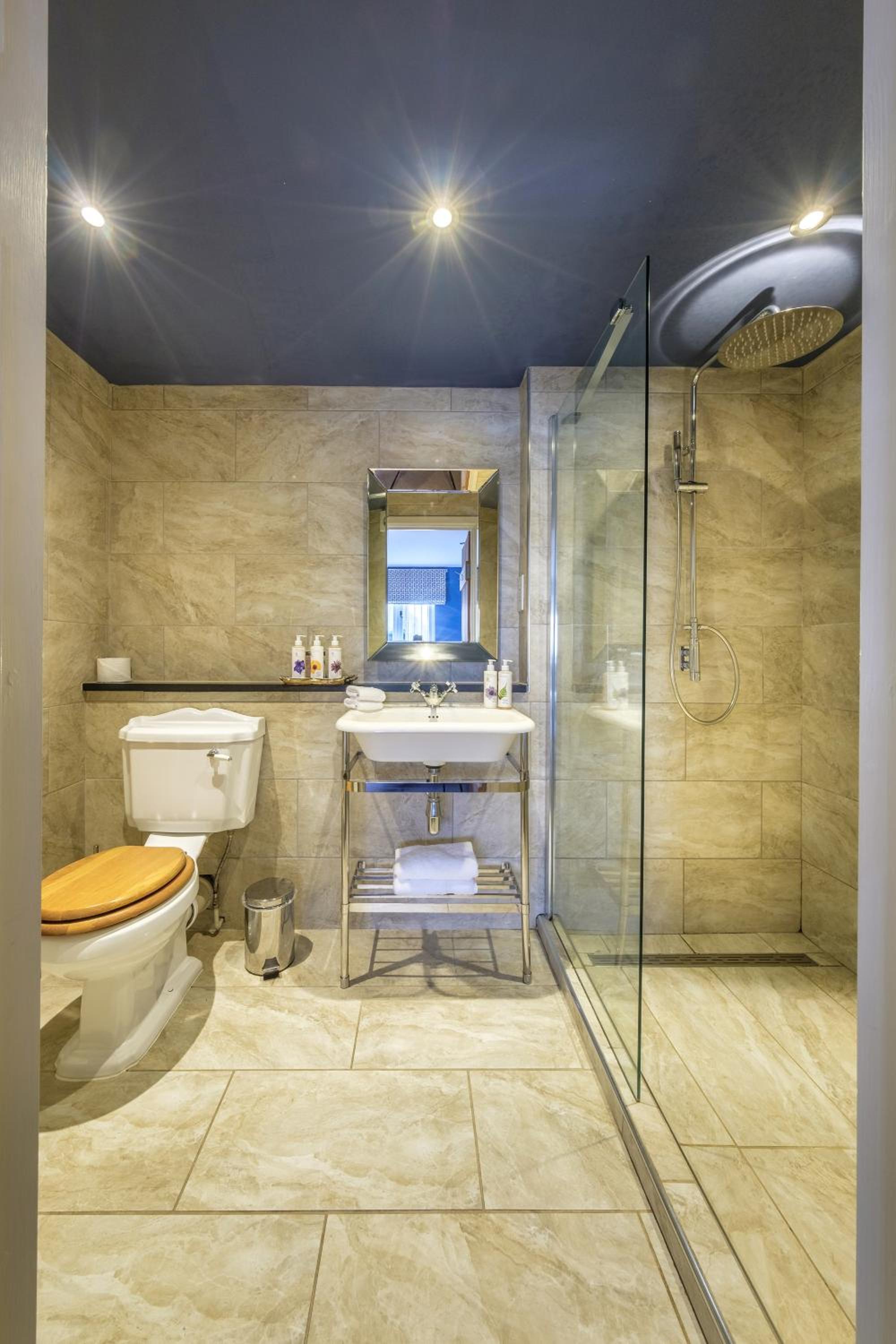 Newmarket Vacations - The Packhorse Inn - Property Image 27