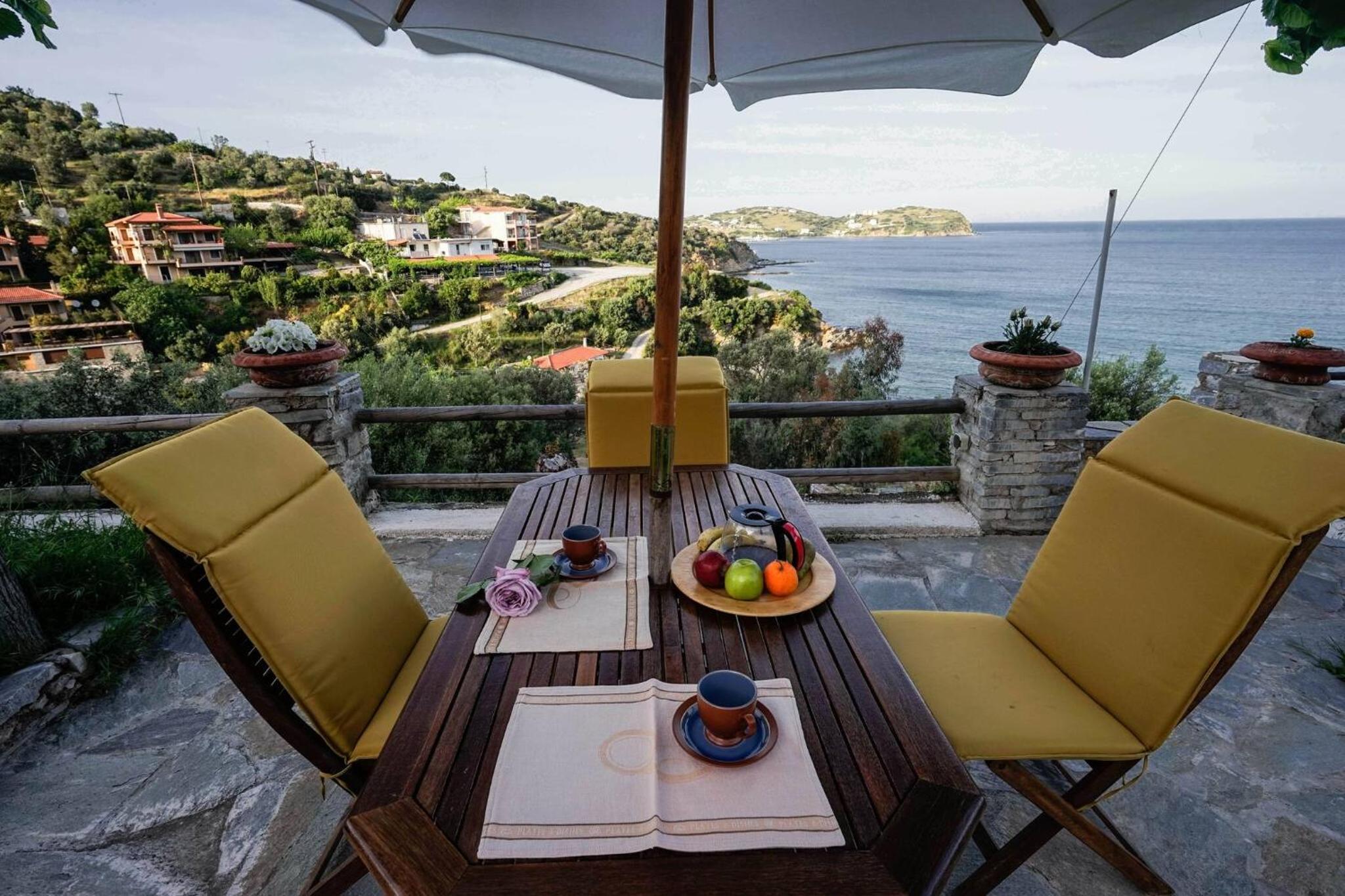 Sonia Rustic Mansion - 5bd 30 Sec Walk To Beach view 3