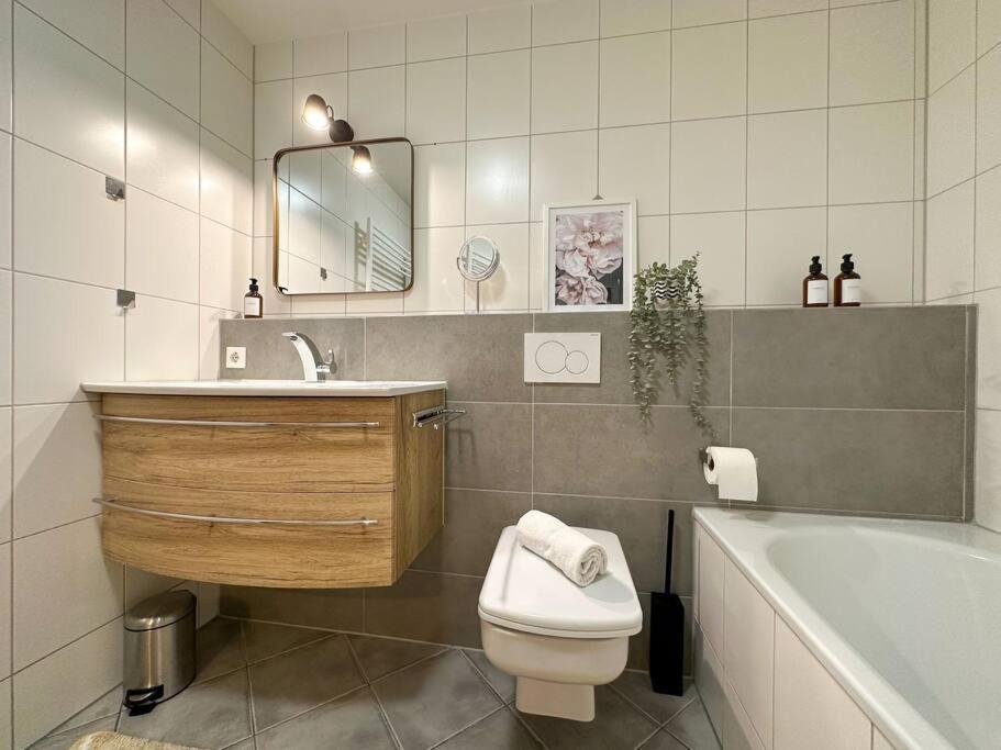 Appartio - modern - luxuriös - Netflix - Flughafennähe - 55 qm