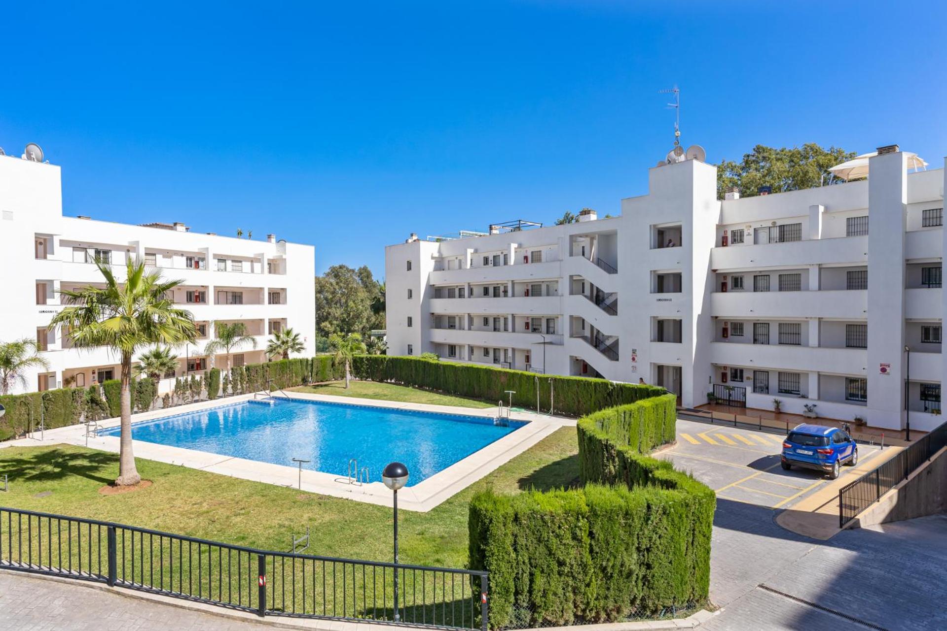 Terrace Penthouse with Pool by Costarentals - Ref 84