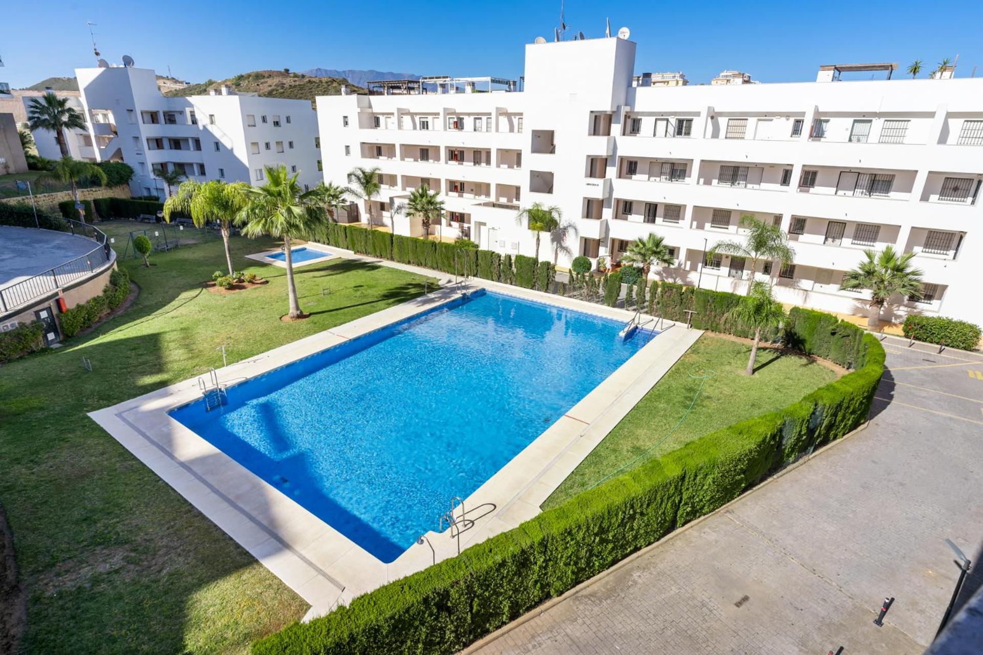 Terrace Penthouse with Pool by Costarentals - Ref 84