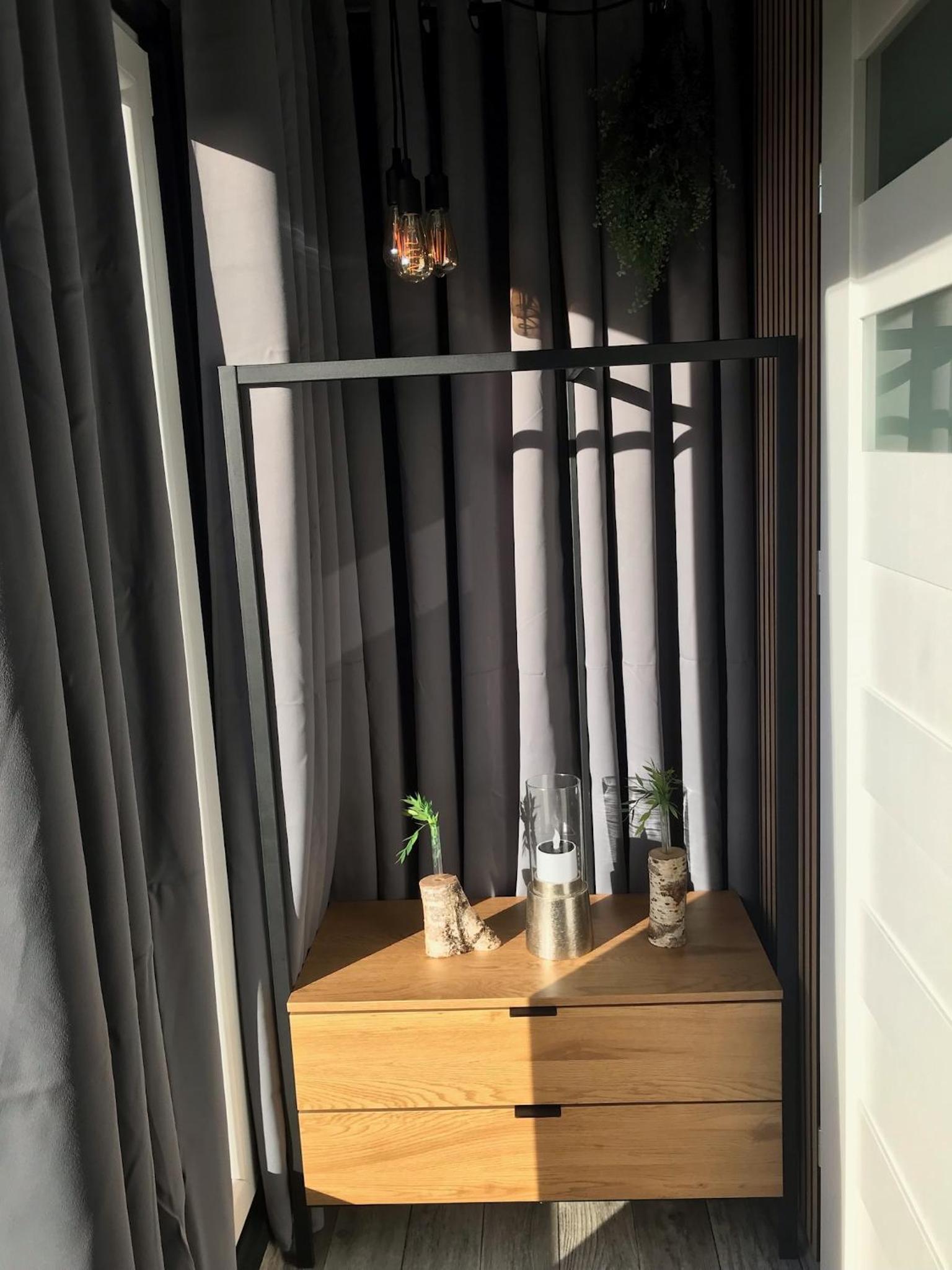 TINY-HOUSE mit Alpen- Stadt- und Poolblick , WLAN