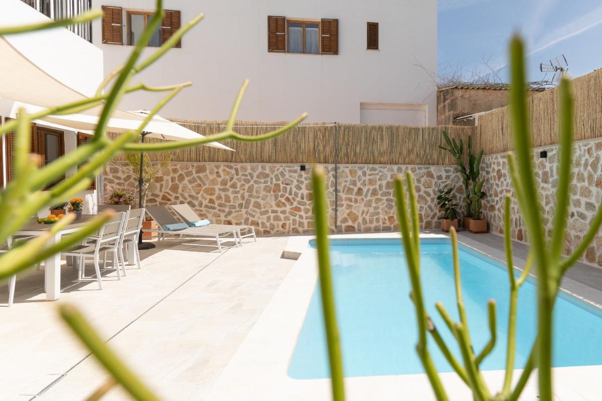 Villa Peral Cas Concos view 2