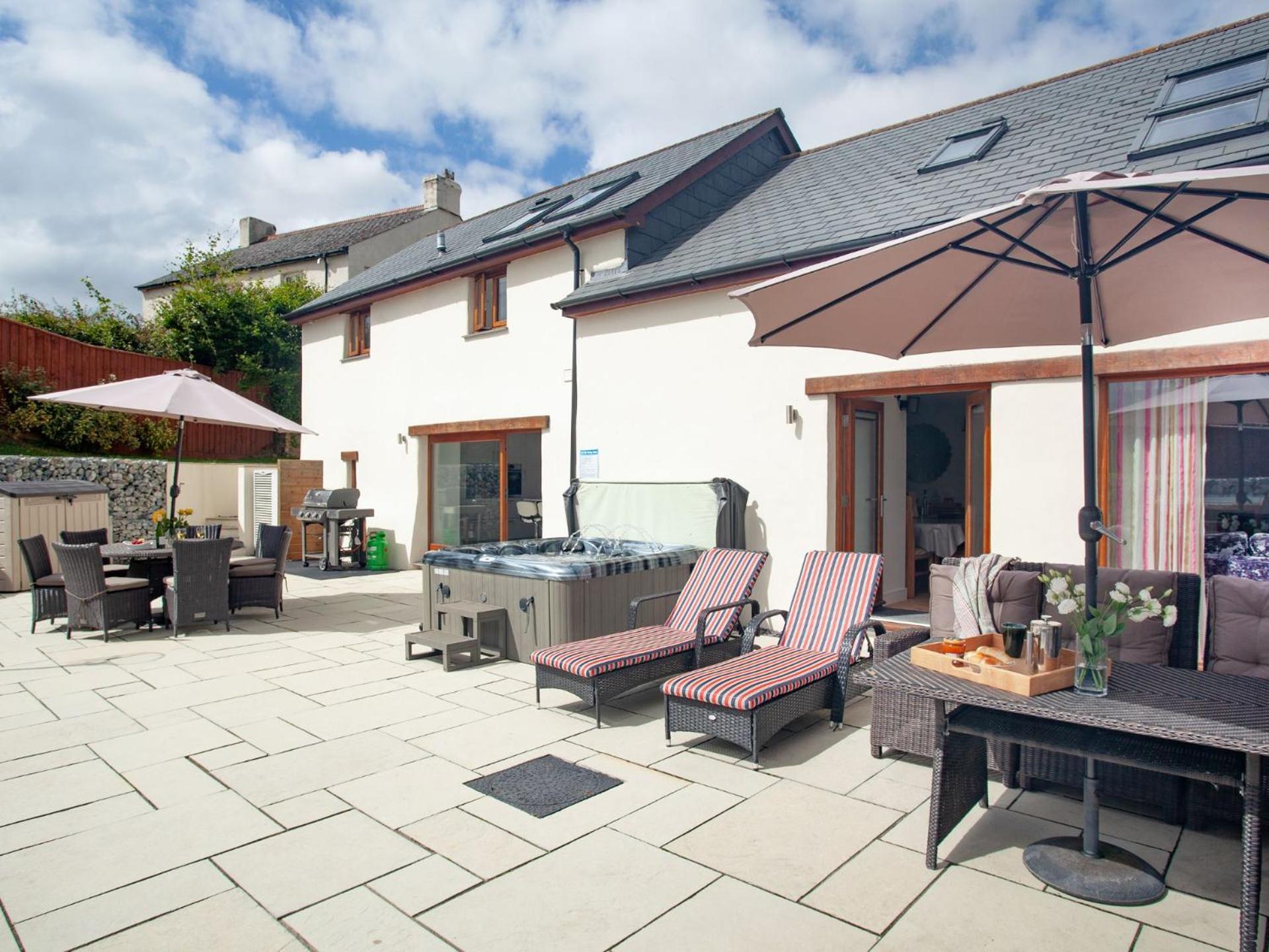 Frankaborough Barton and Lodge