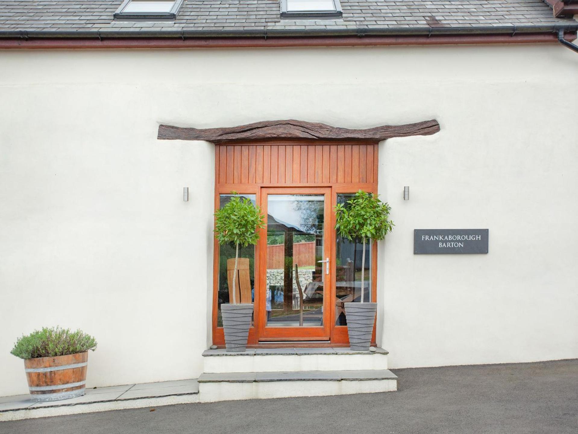 Frankaborough Barton and Lodge