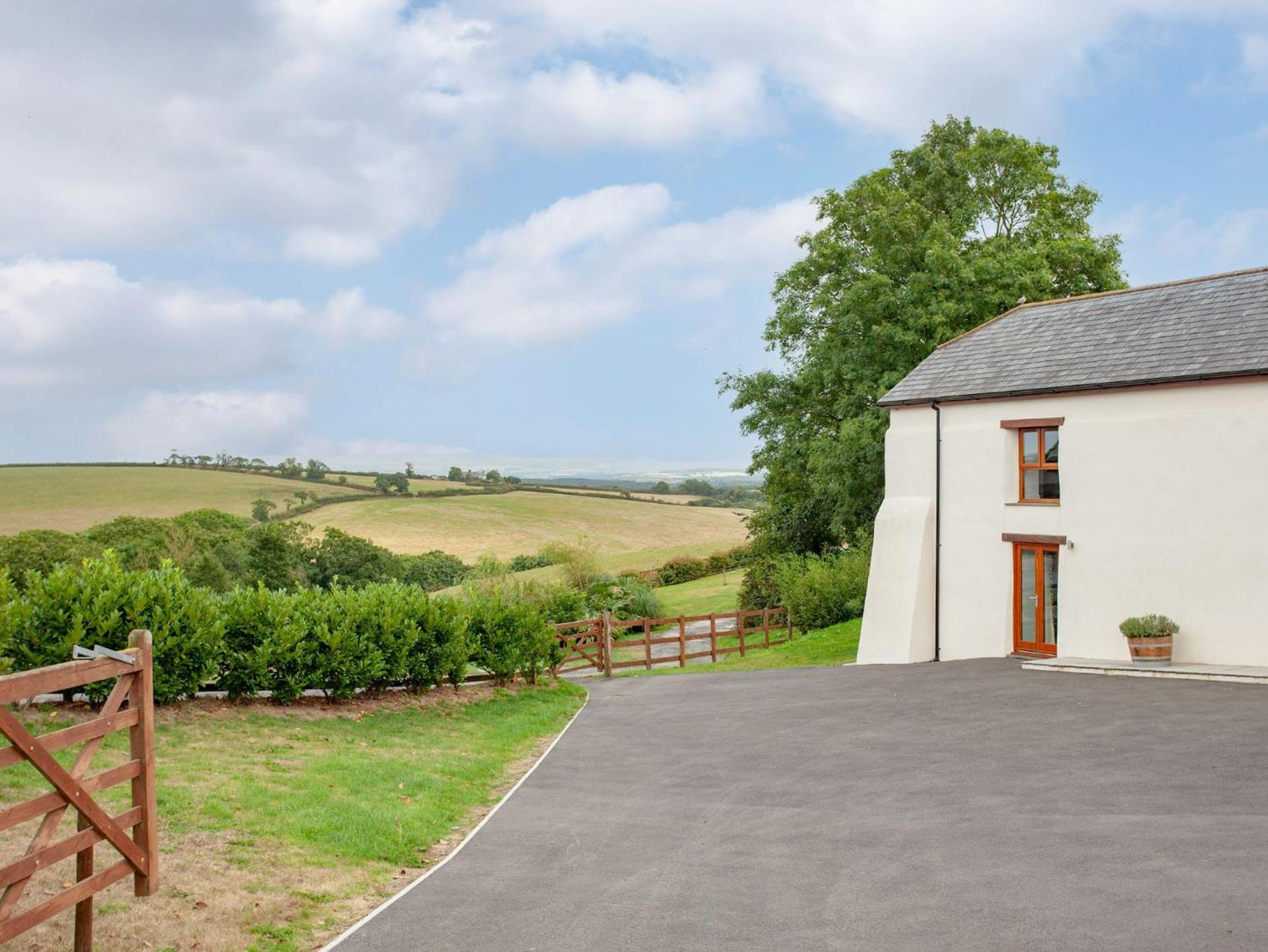 Frankaborough Barton and Lodge