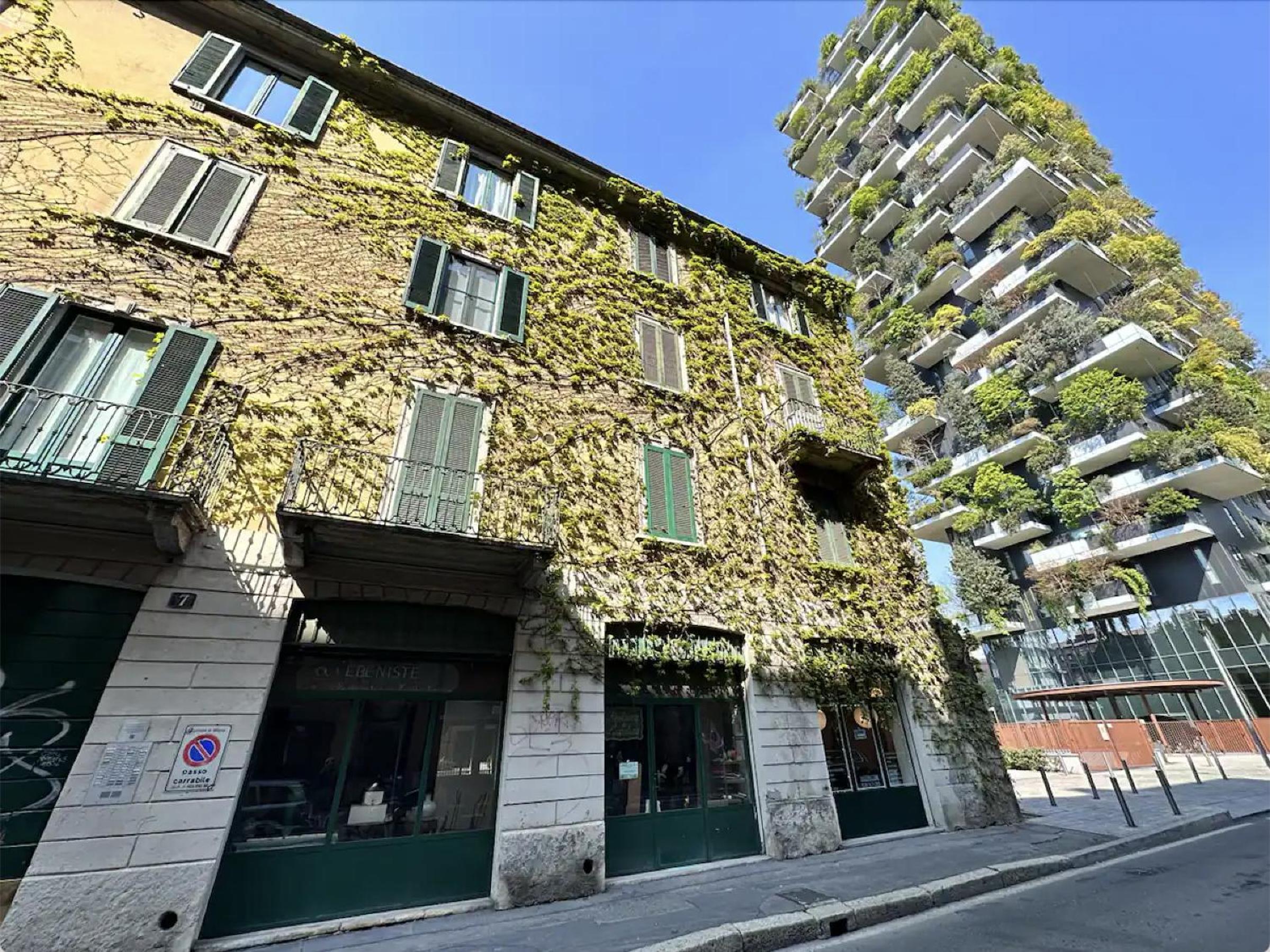 tHE Mundial Studio - Bosco Verticale View