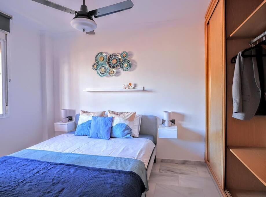 Blue Marine Home - Parking, Pool, AC, WiFi