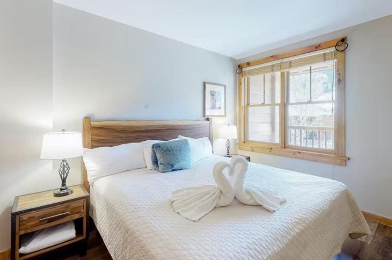 Buffalo Lodge 1 Bedroom Condo In River Run Village view 4
