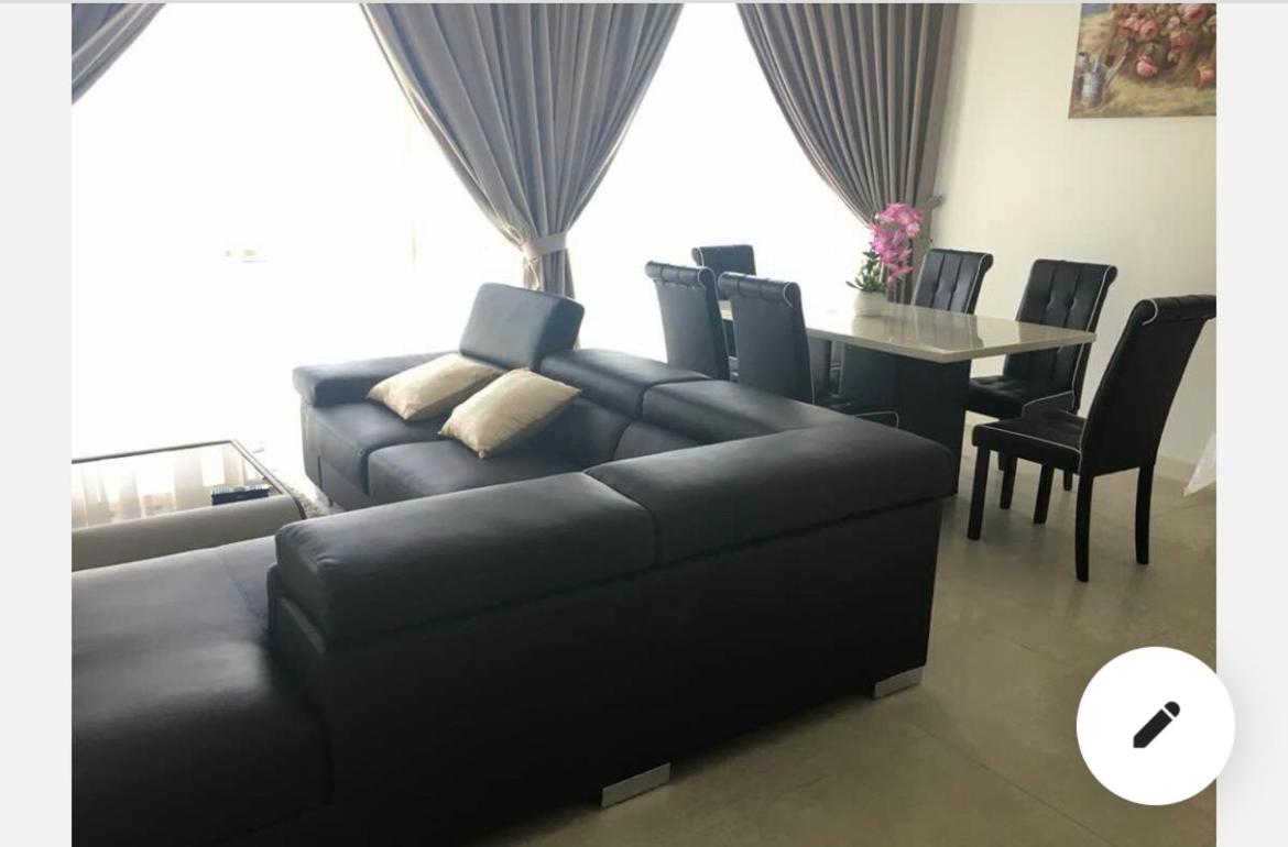 Afiniti Residence at Legoland Medini photo 2