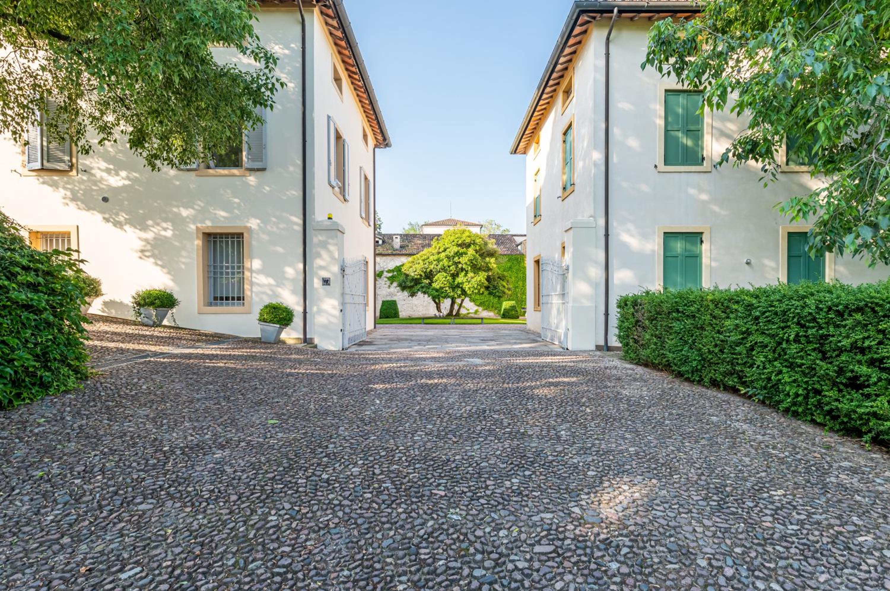 GuestHost - Elegant & Superior Scuderia Villa Molin