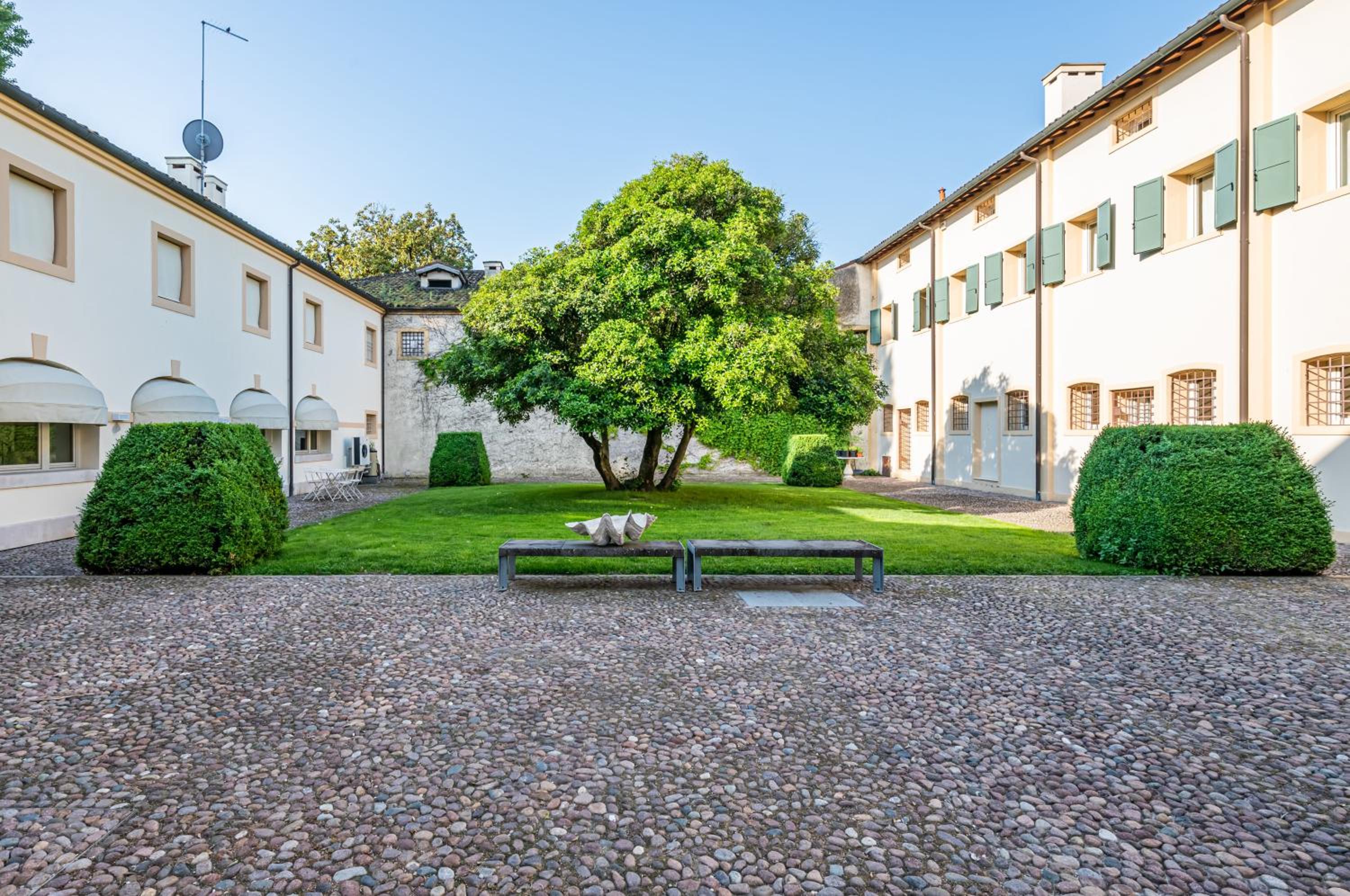 GuestHost - Elegant & Superior Scuderia Villa Molin