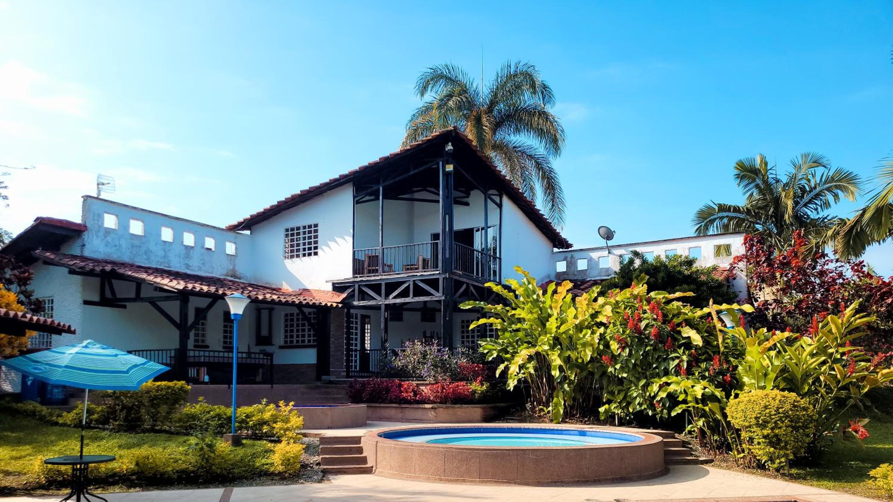 CHALET LA PROMESA