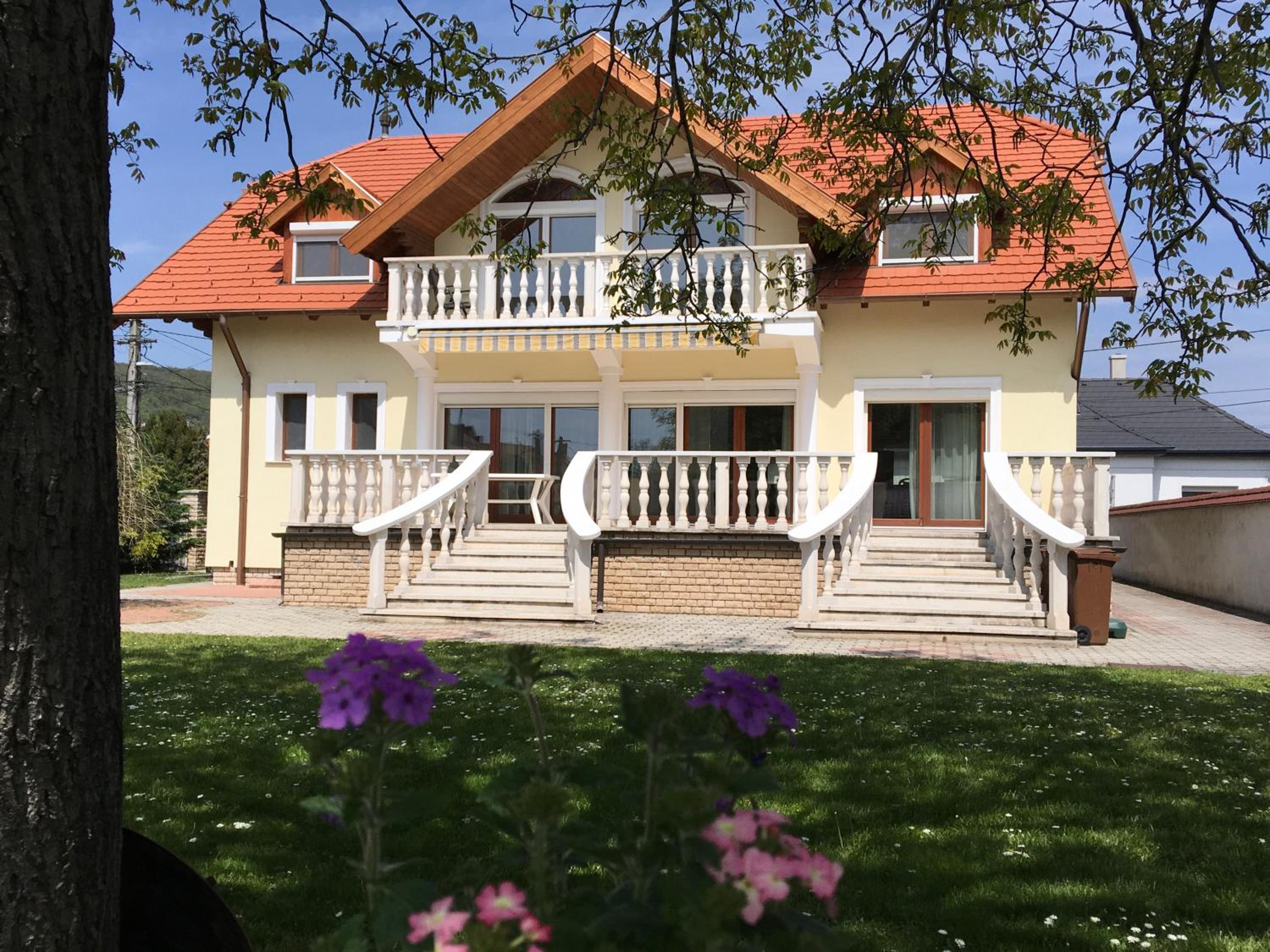 Csók Apartmanház view 4