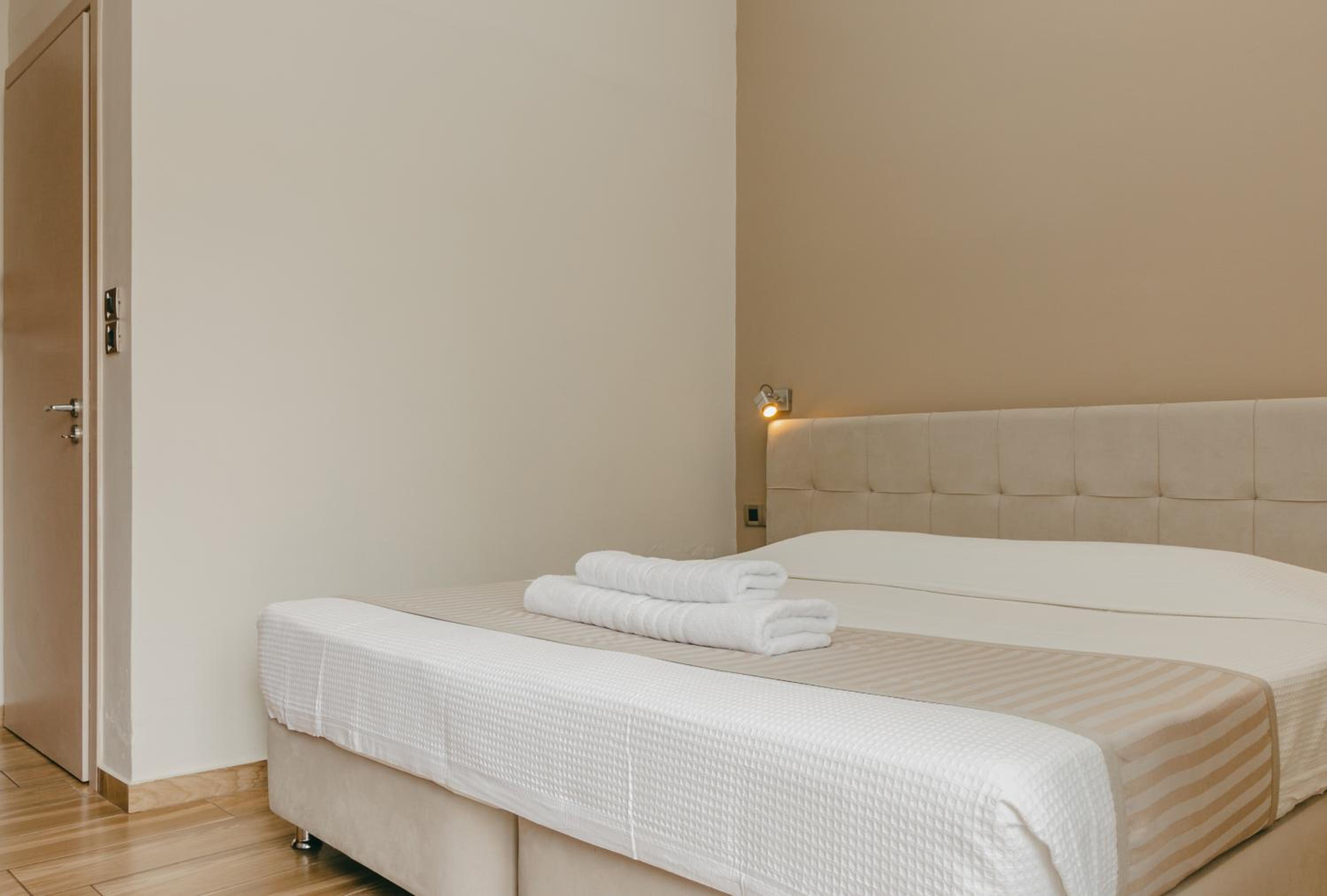 Loutraki Vacations - Plaza Hotel - Property Image 11
