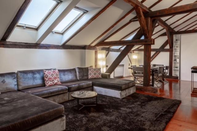 Penthouse Sky view 2