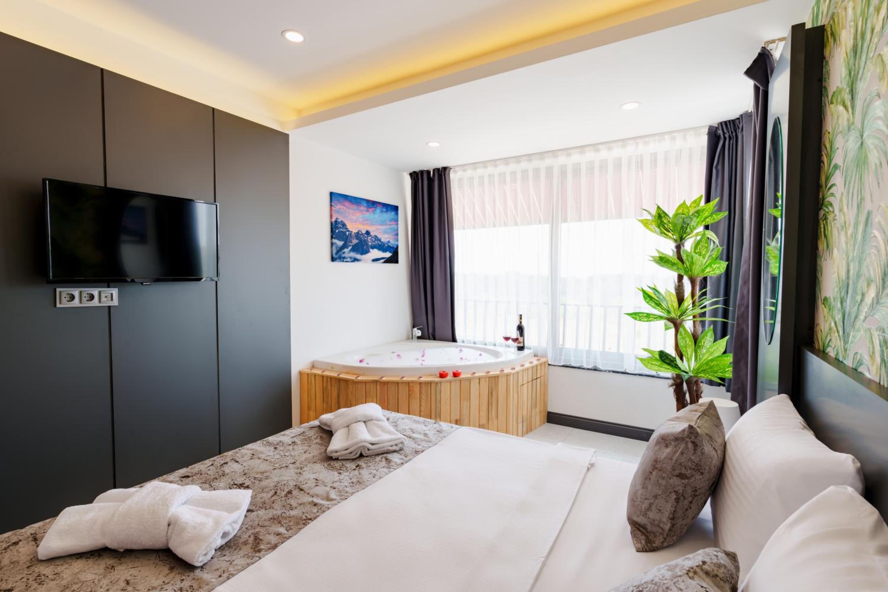 Mrt Suites Lara - Image 24