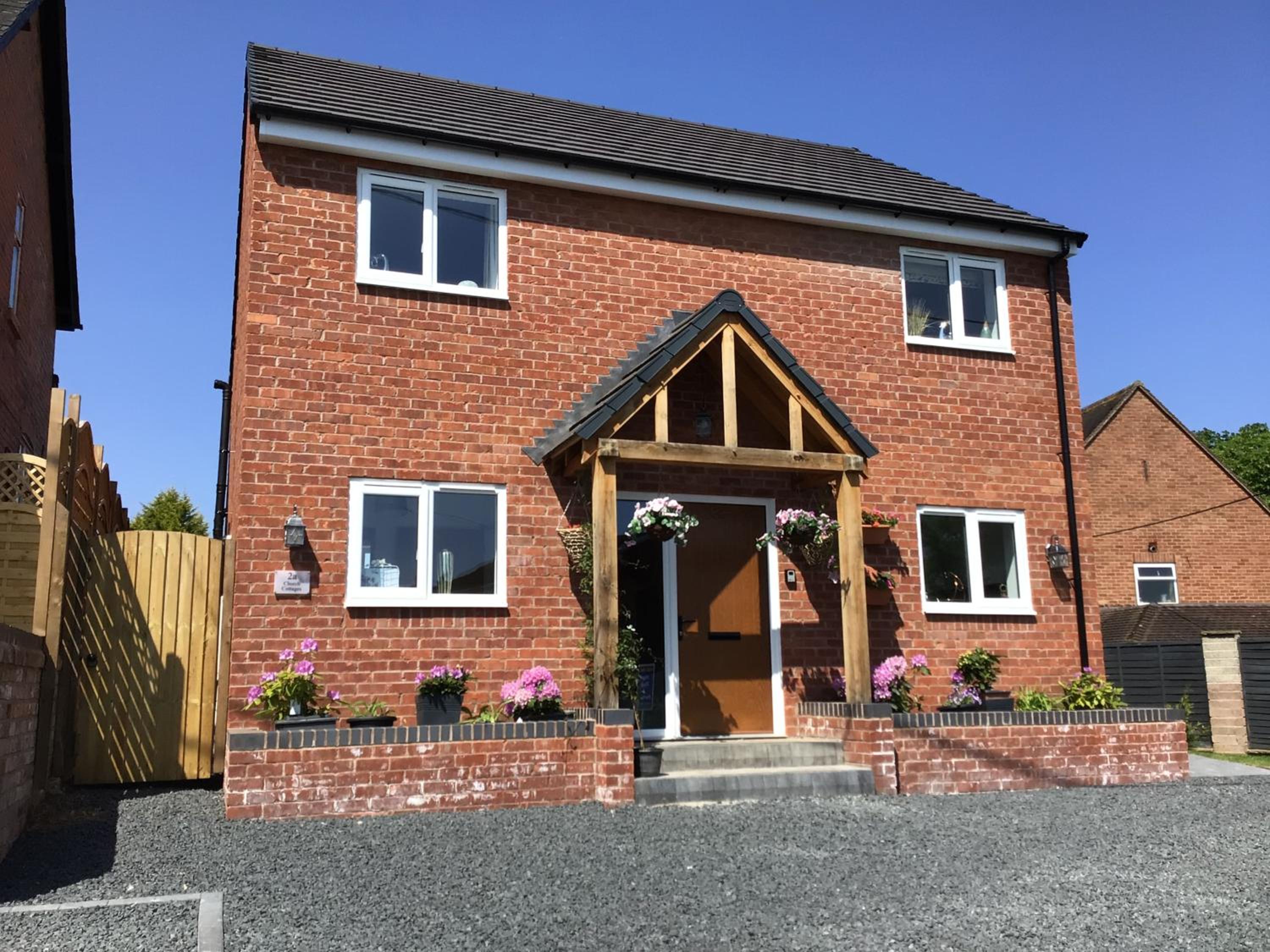Luxuriously appointed 3 bedroom cottage off road parking for 3 vehicles dogs welcome by prior arrangement only 3 church cottages Alfrick close to Malvern a
