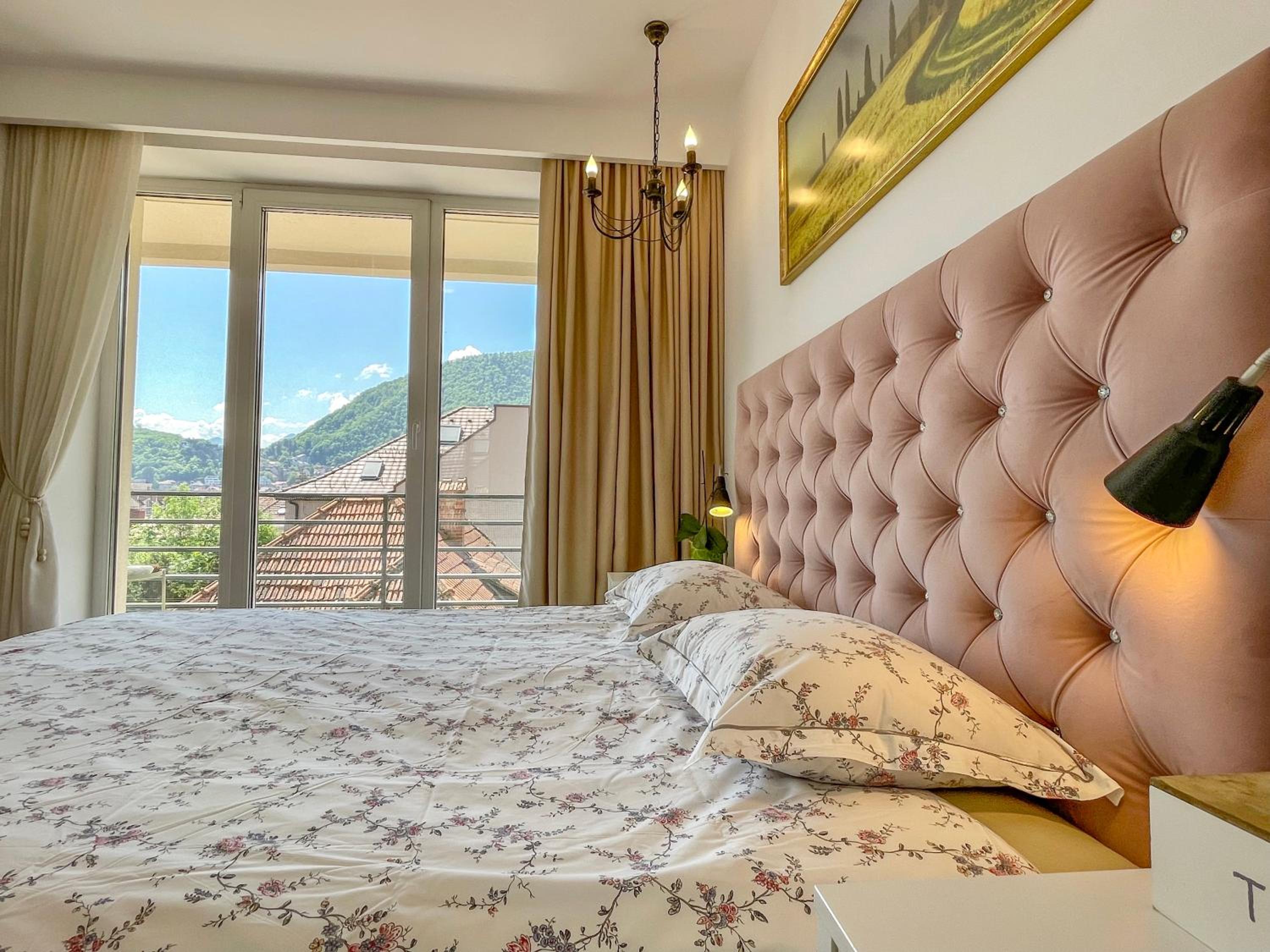 Central Premium Apartment view 3