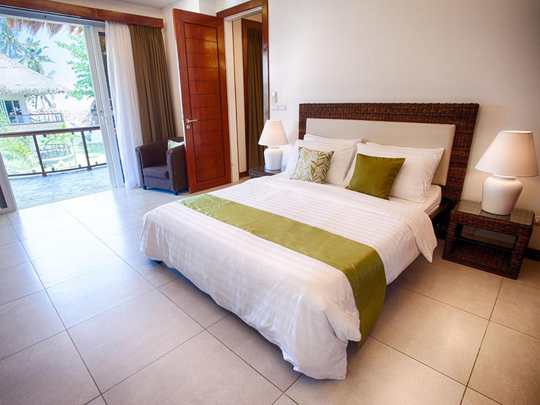 Vida Homes Condo Resort
