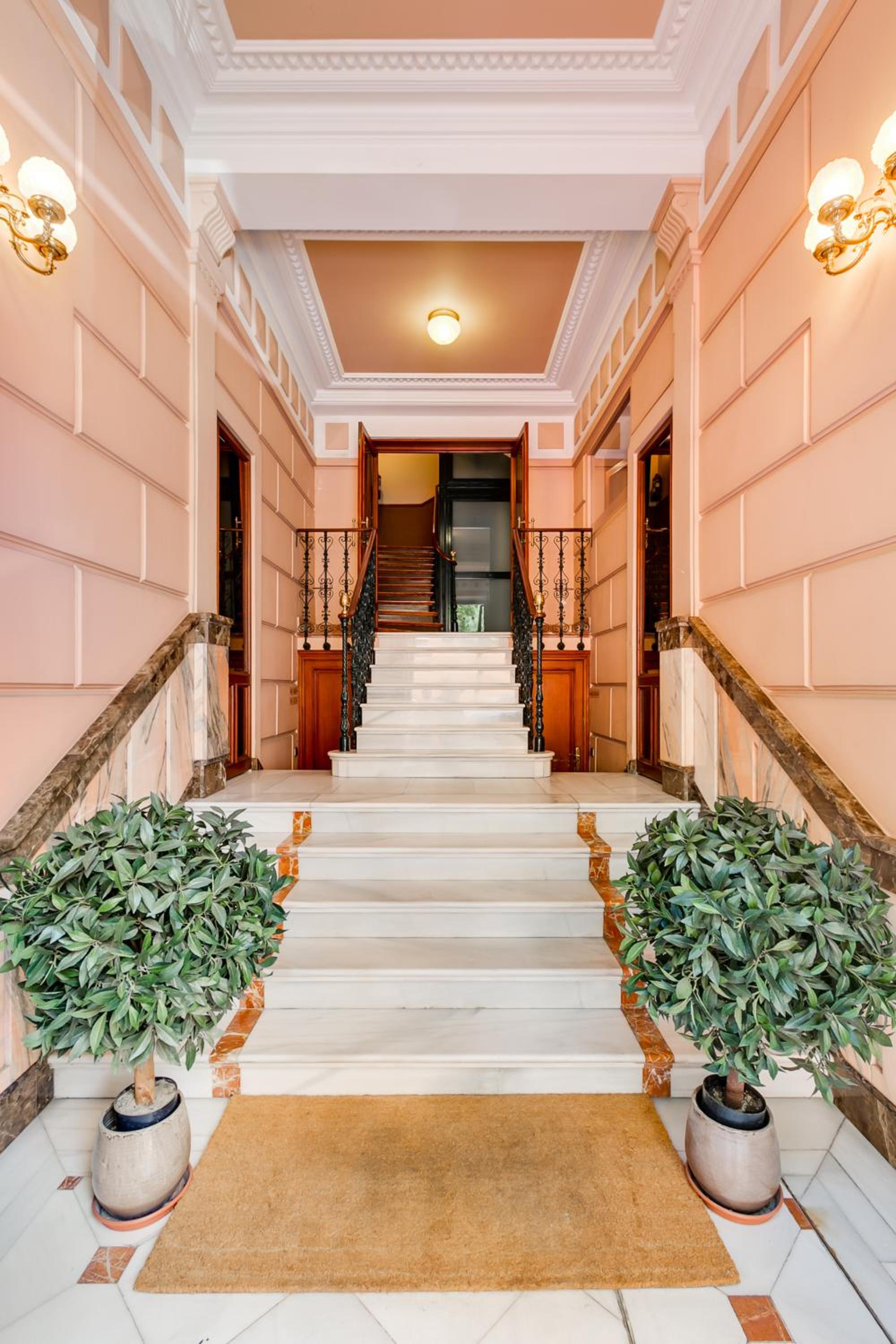 Luxury apartment around Serrano and Juan Bravo