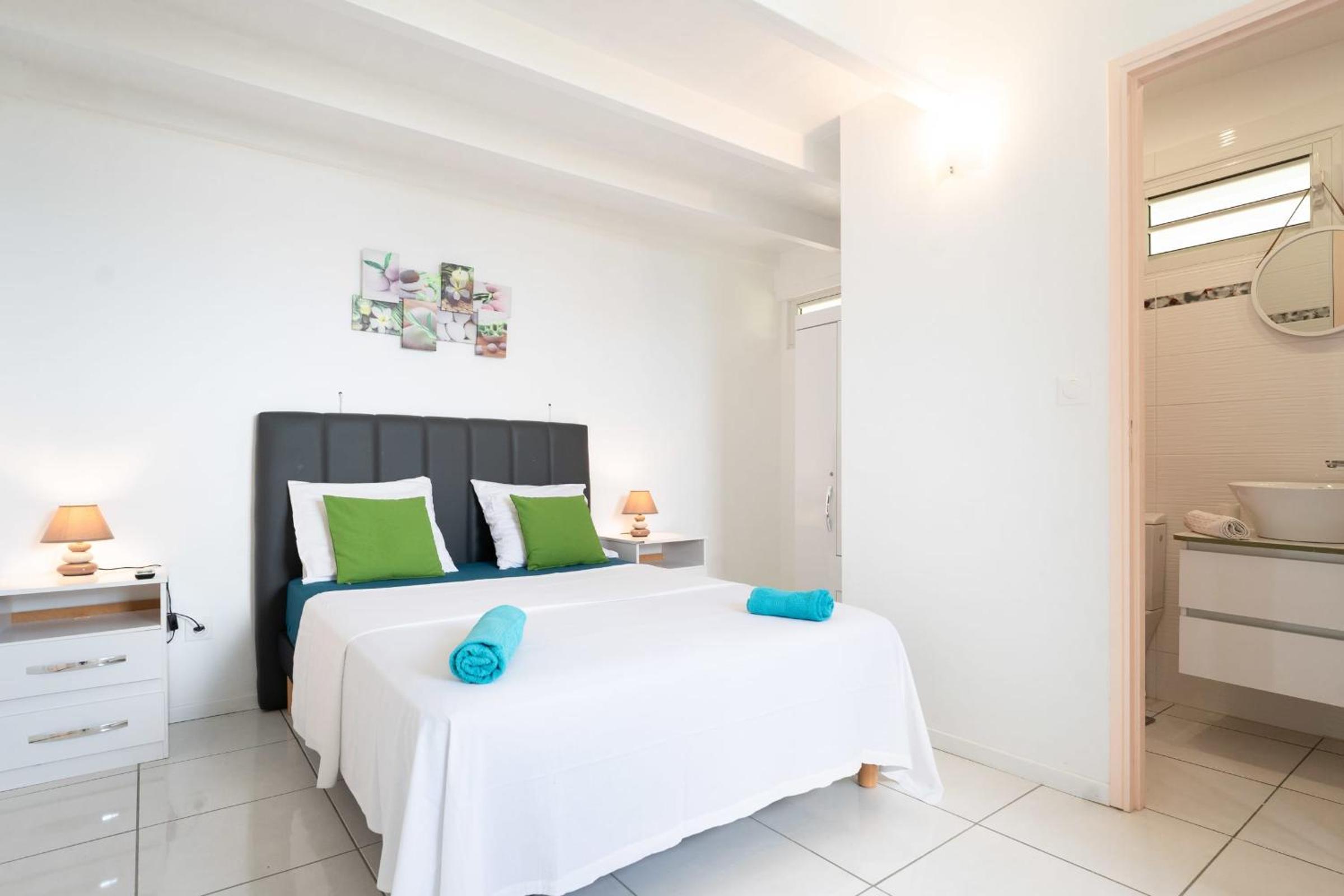 Villa Sun and Sea view 4