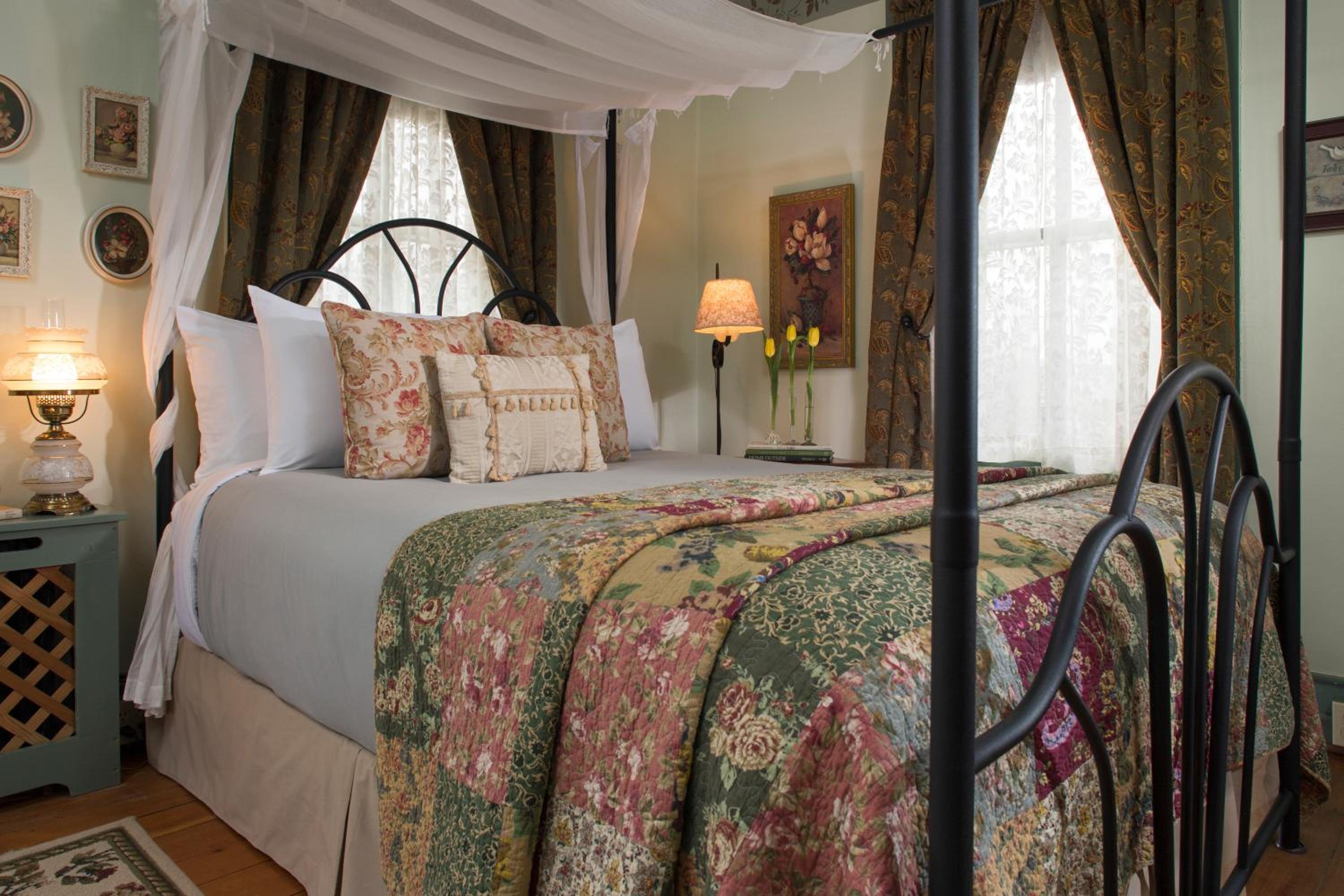 1825 Inn Bed and Breakfast, photo 43