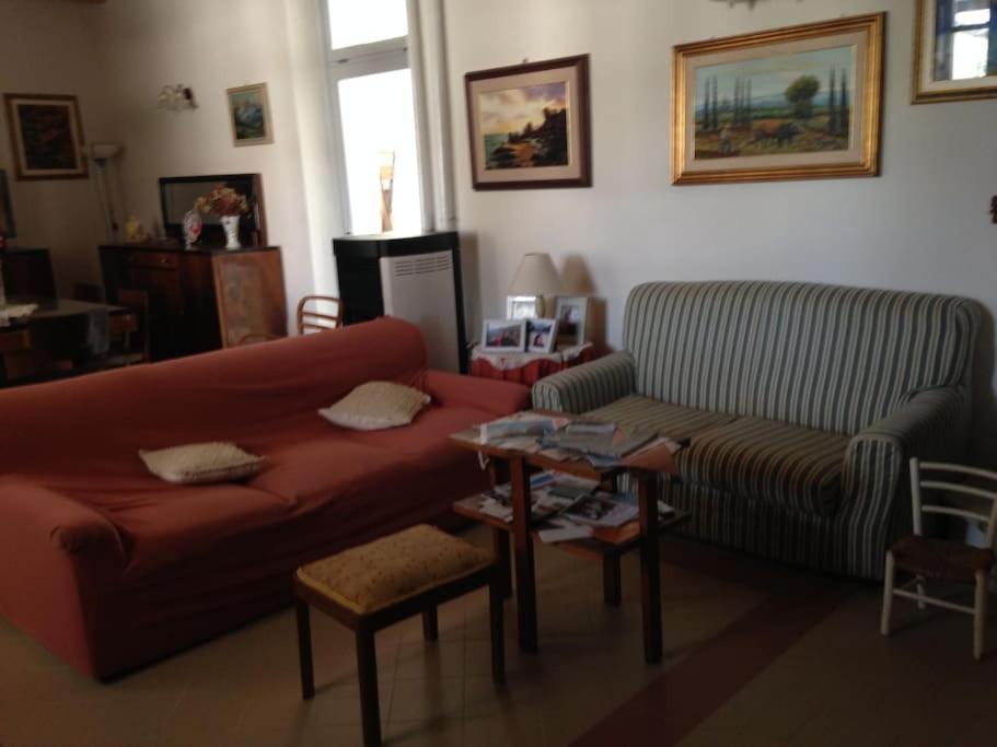Traditional house Zia Dina view 4