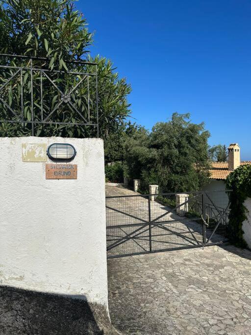Mount Minis - Casa Bruno