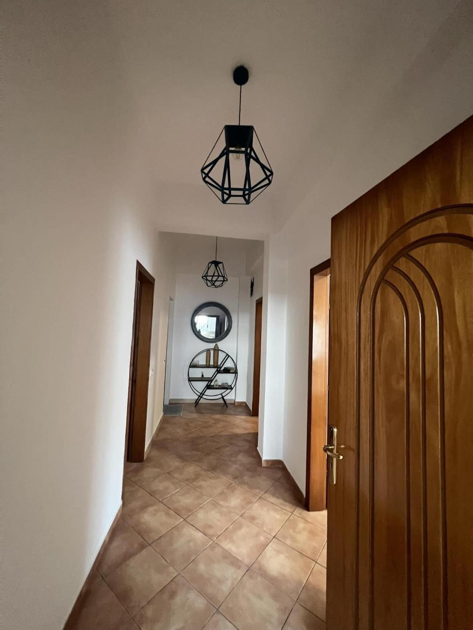 Edlira Apartments